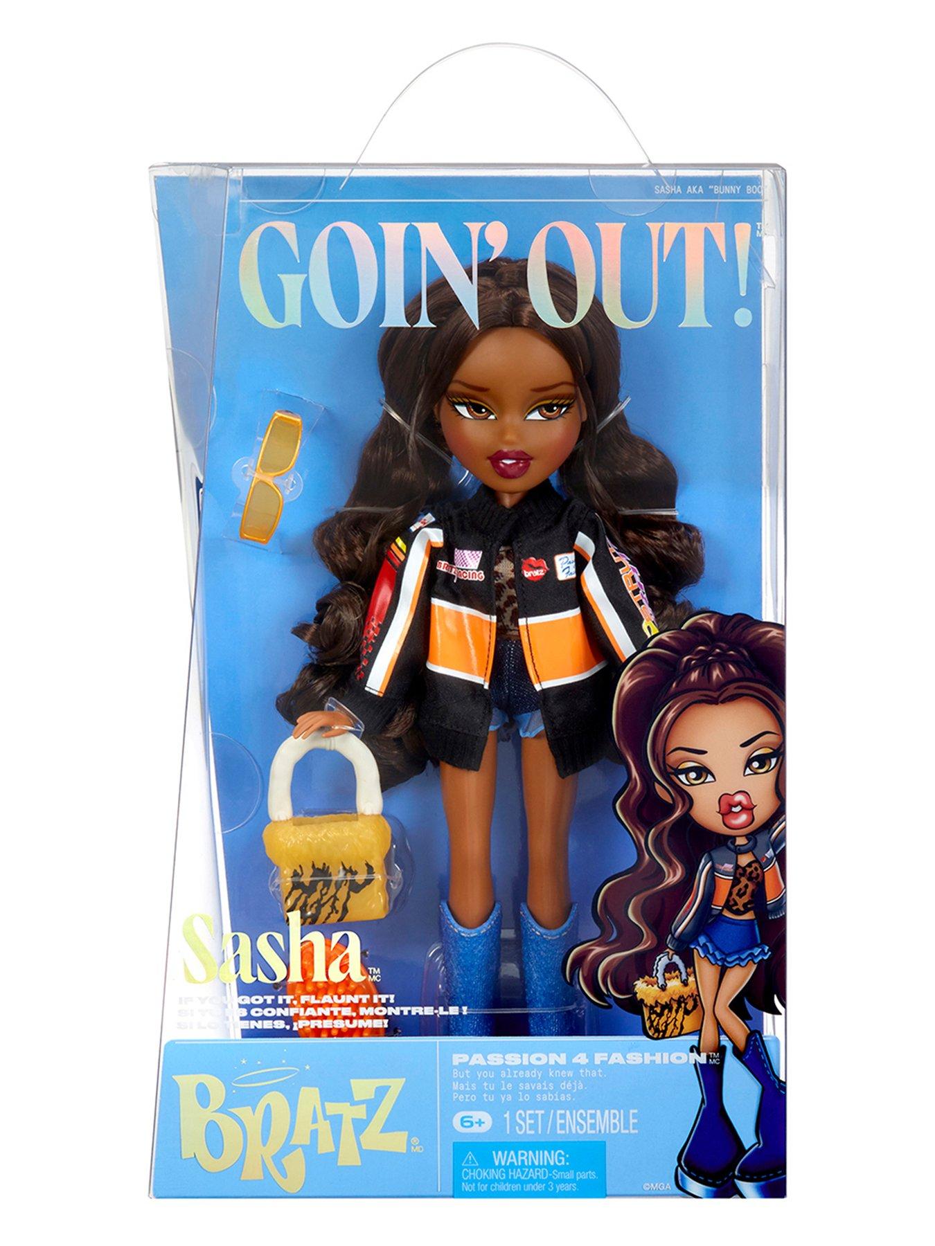 Image 3 of 7 of Bratz Bratz Goin Out! Doll- Sasha