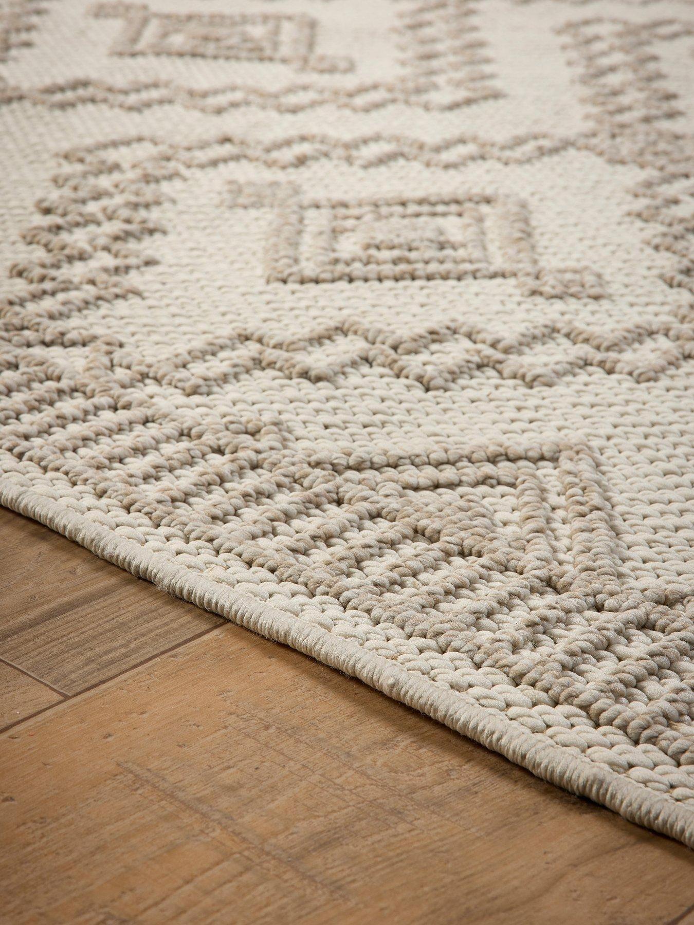 Image 4 of 7 of The Very Collection Atlas Diamond Flatweave Indoor/Outdoor Rug