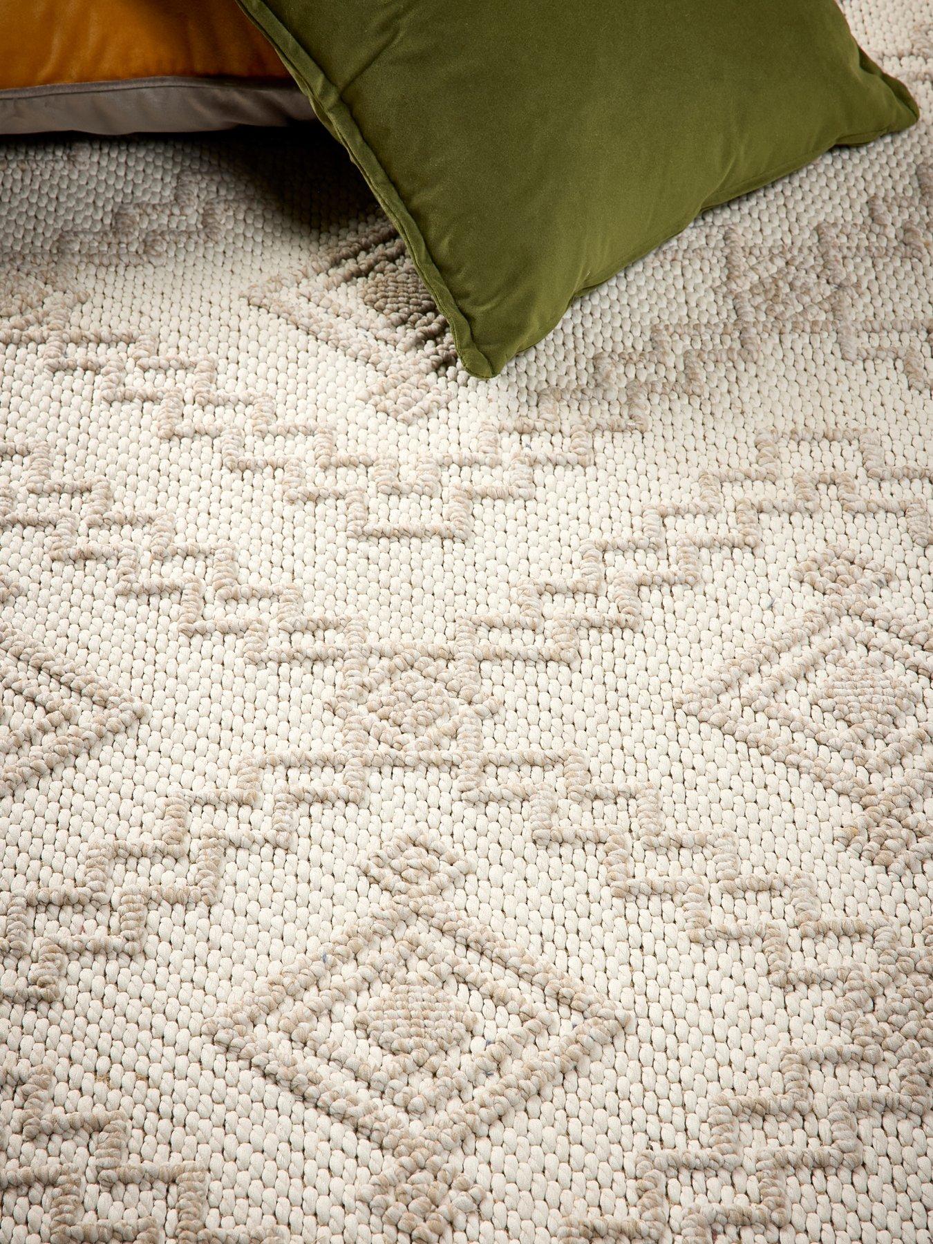 Image 5 of 7 of The Very Collection Atlas Diamond Flatweave Indoor/Outdoor Rug