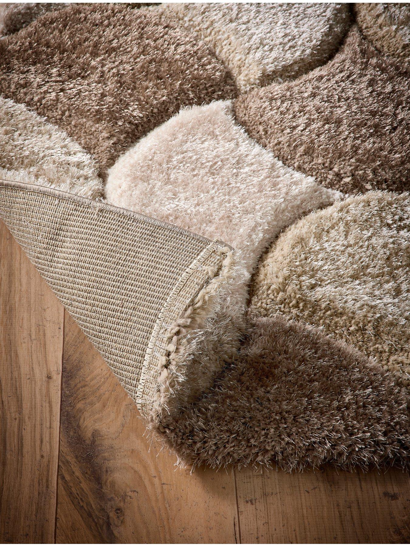 Image 3 of 5 of The Very Collection Premium 3d Scallop Shaggy Beige Rug