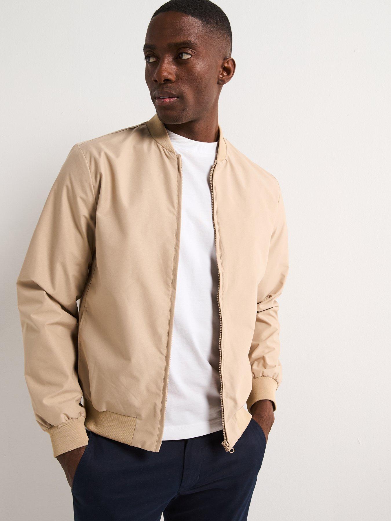very-man-shower-resistant-bomber-jacket-beigeoutfit