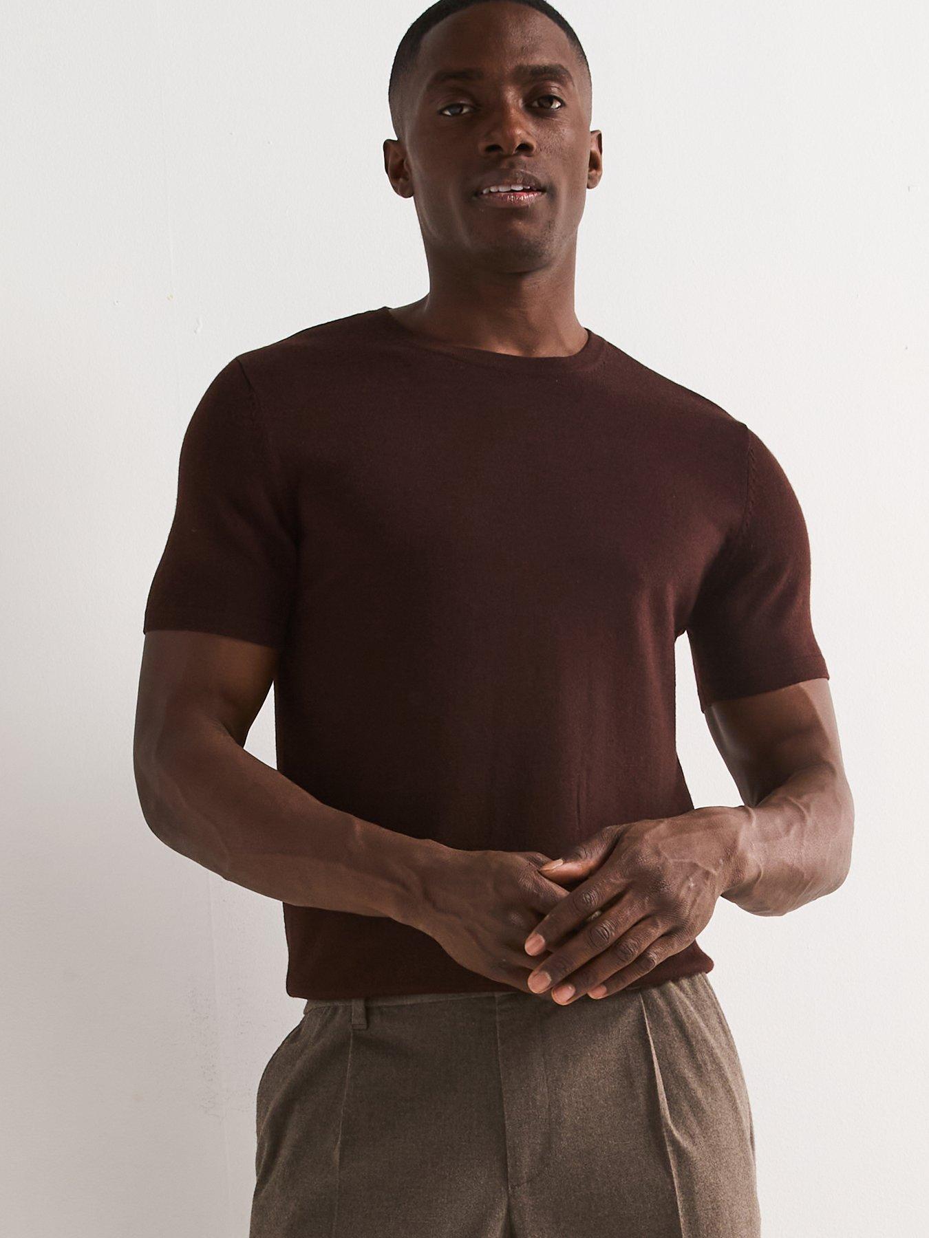 very-man-merino-wool-short-sleeve-jumper-brownoutfit