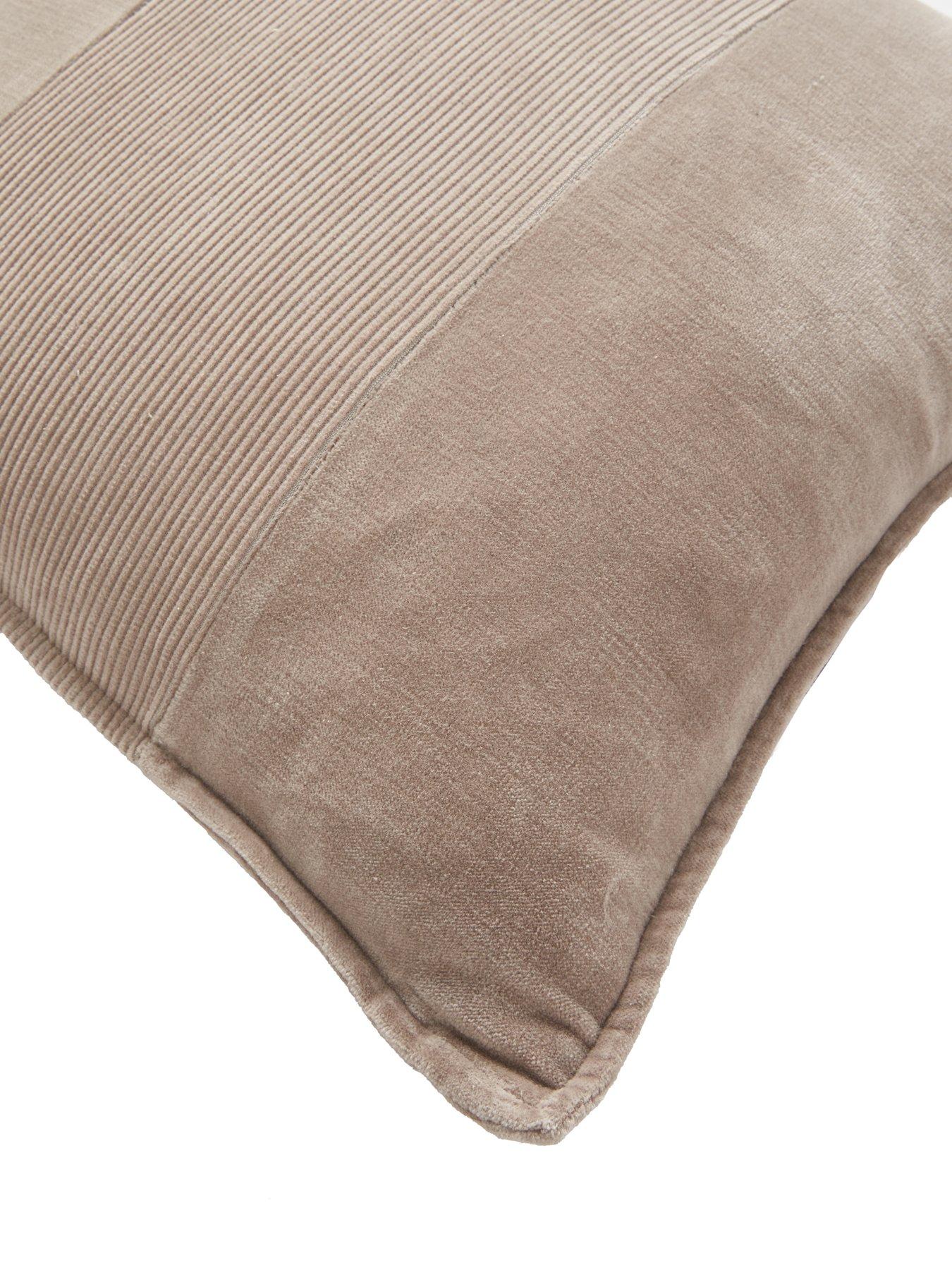 the-very-collection-cord-panel-cushionoutfit