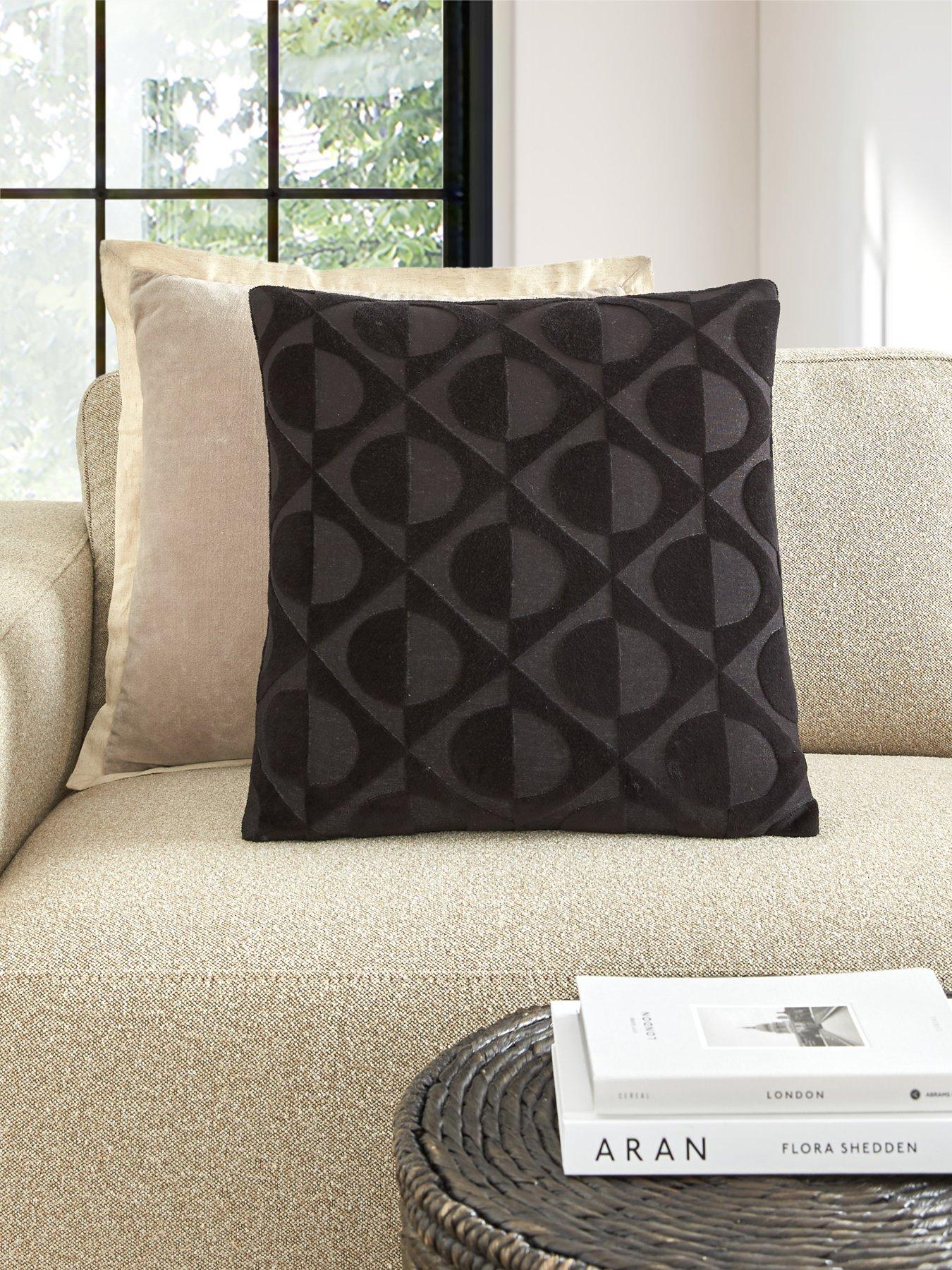 undefined Geo Classical Cushion