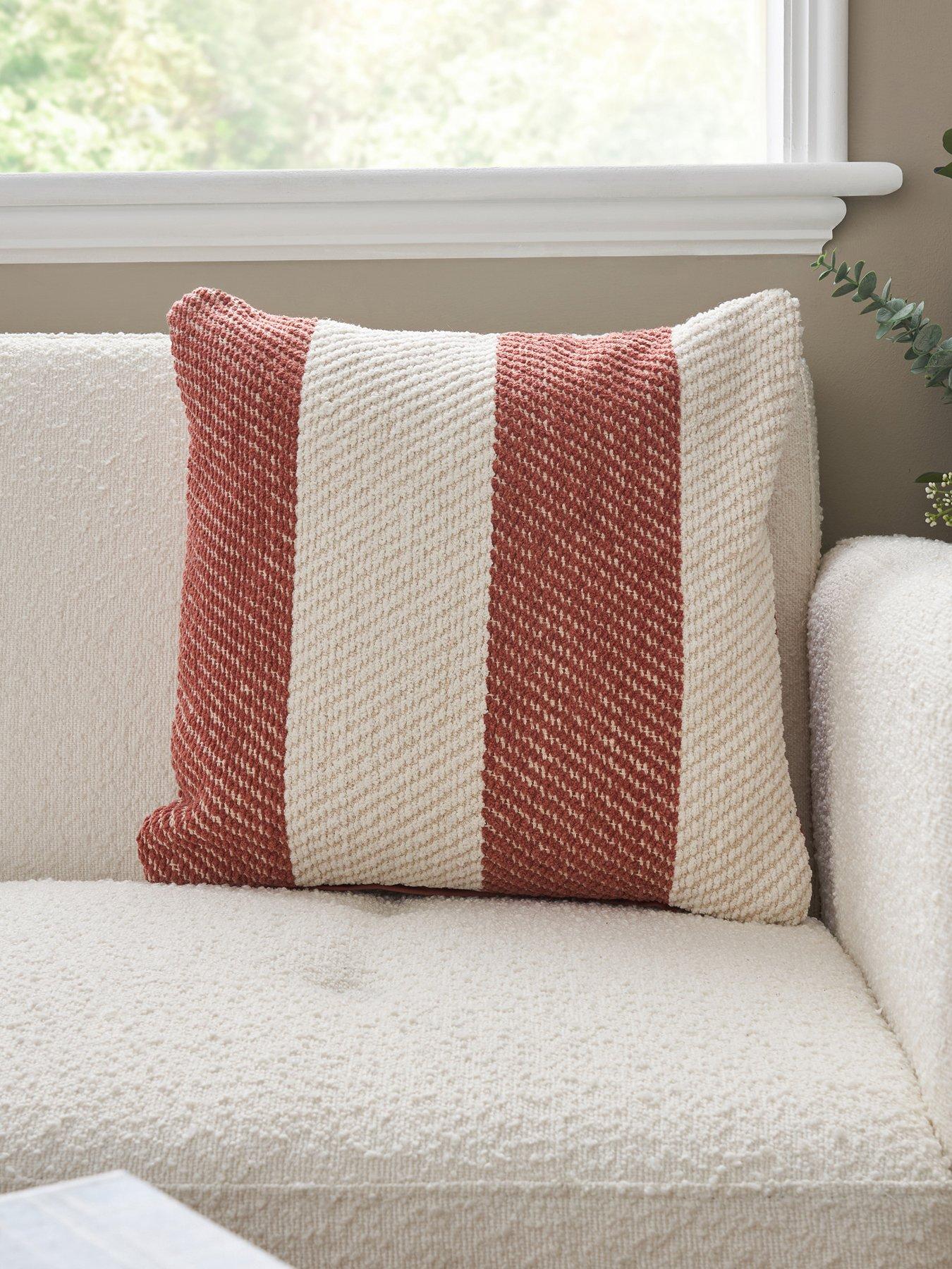the-very-collection-herringbone-chenille-cushion