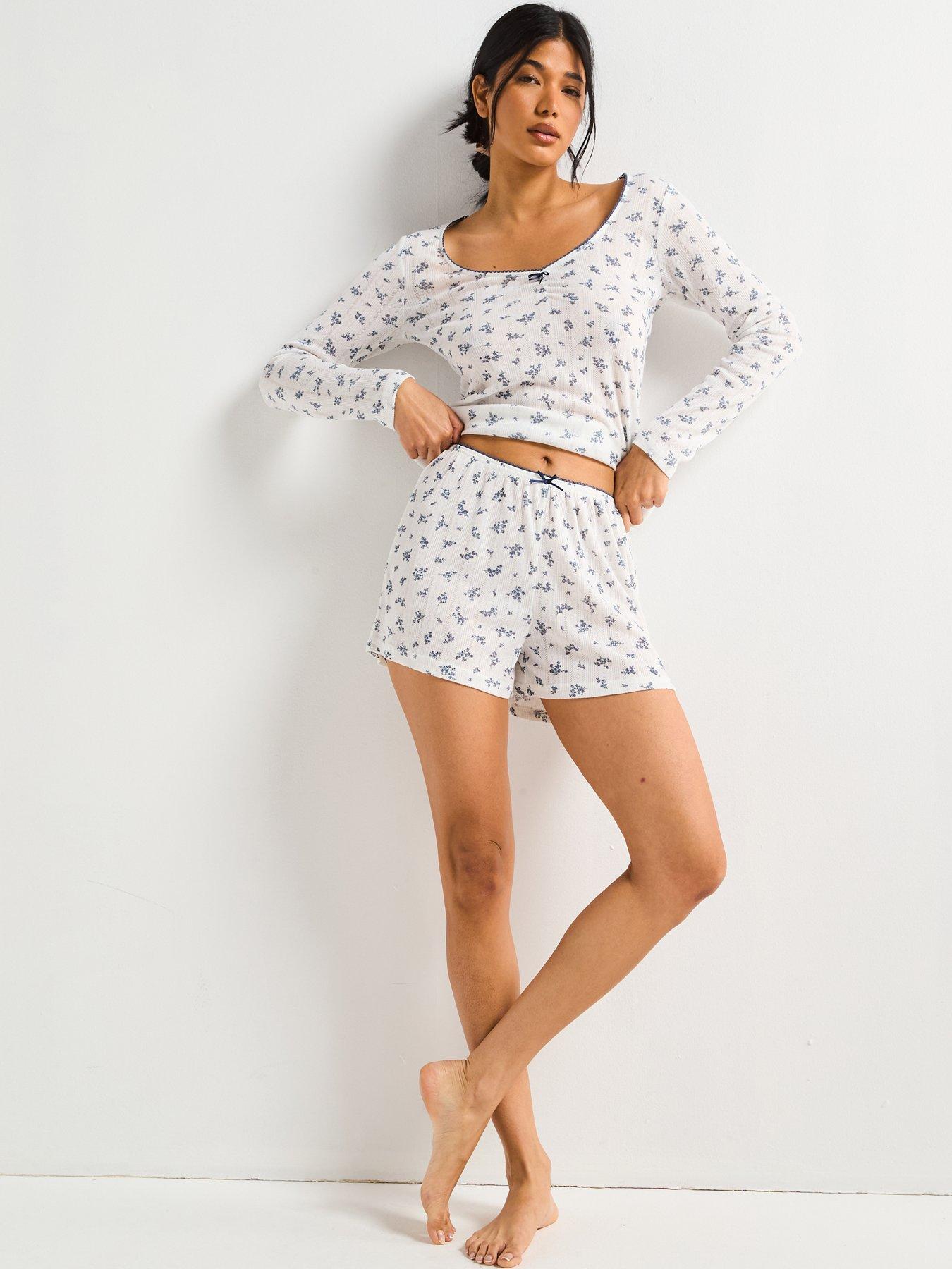 v-by-very-floral-henley-short-pyjama-set-whiteback