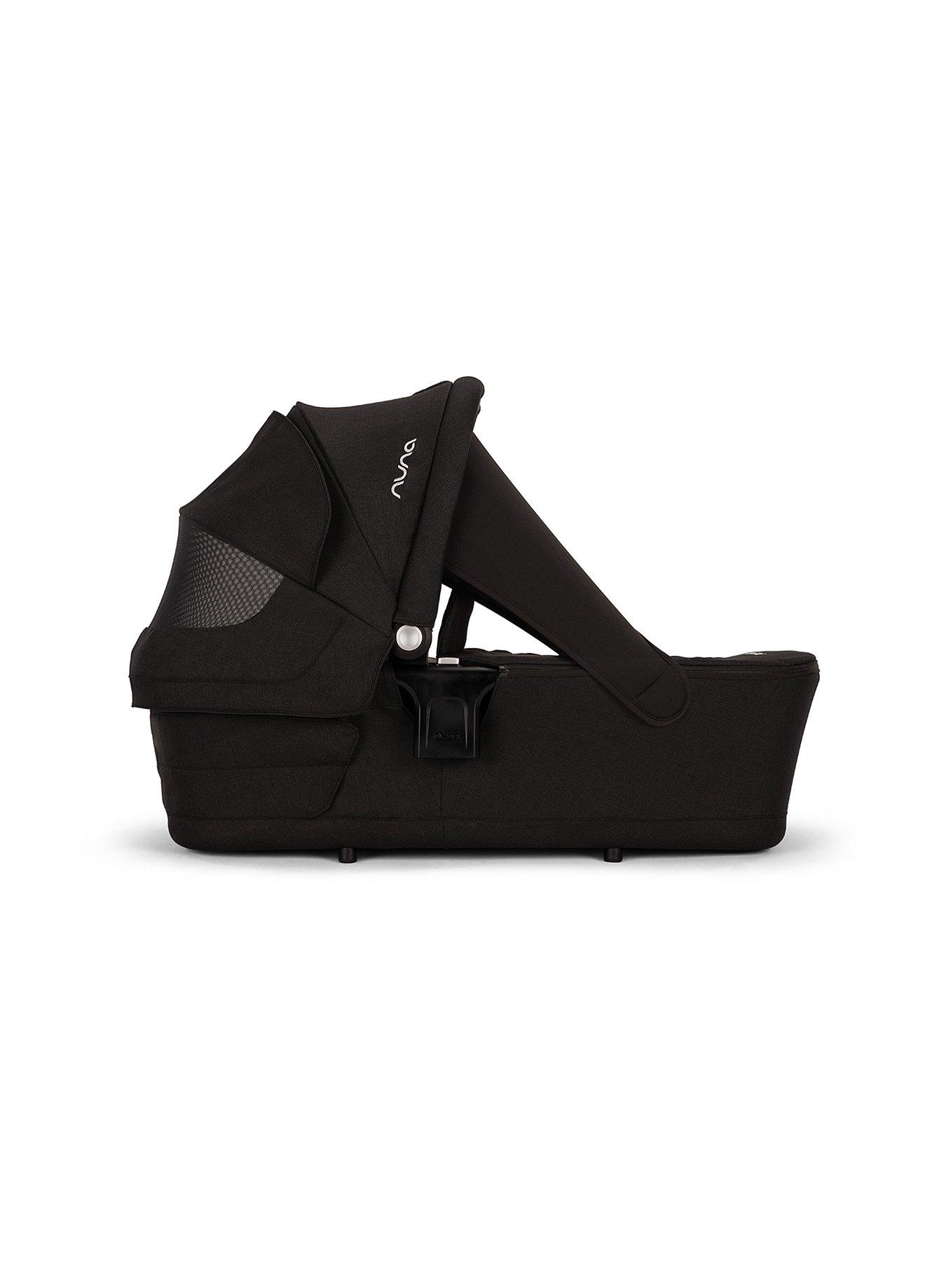 nuna-triv-next-arra-flex-pushchair-bundle-caviaroutfit