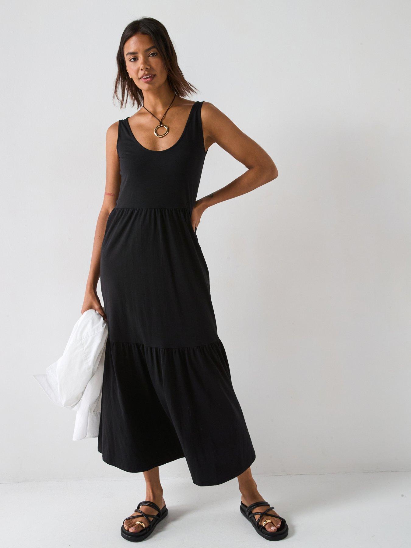 V by Very Tiered Maxi Dress - Black