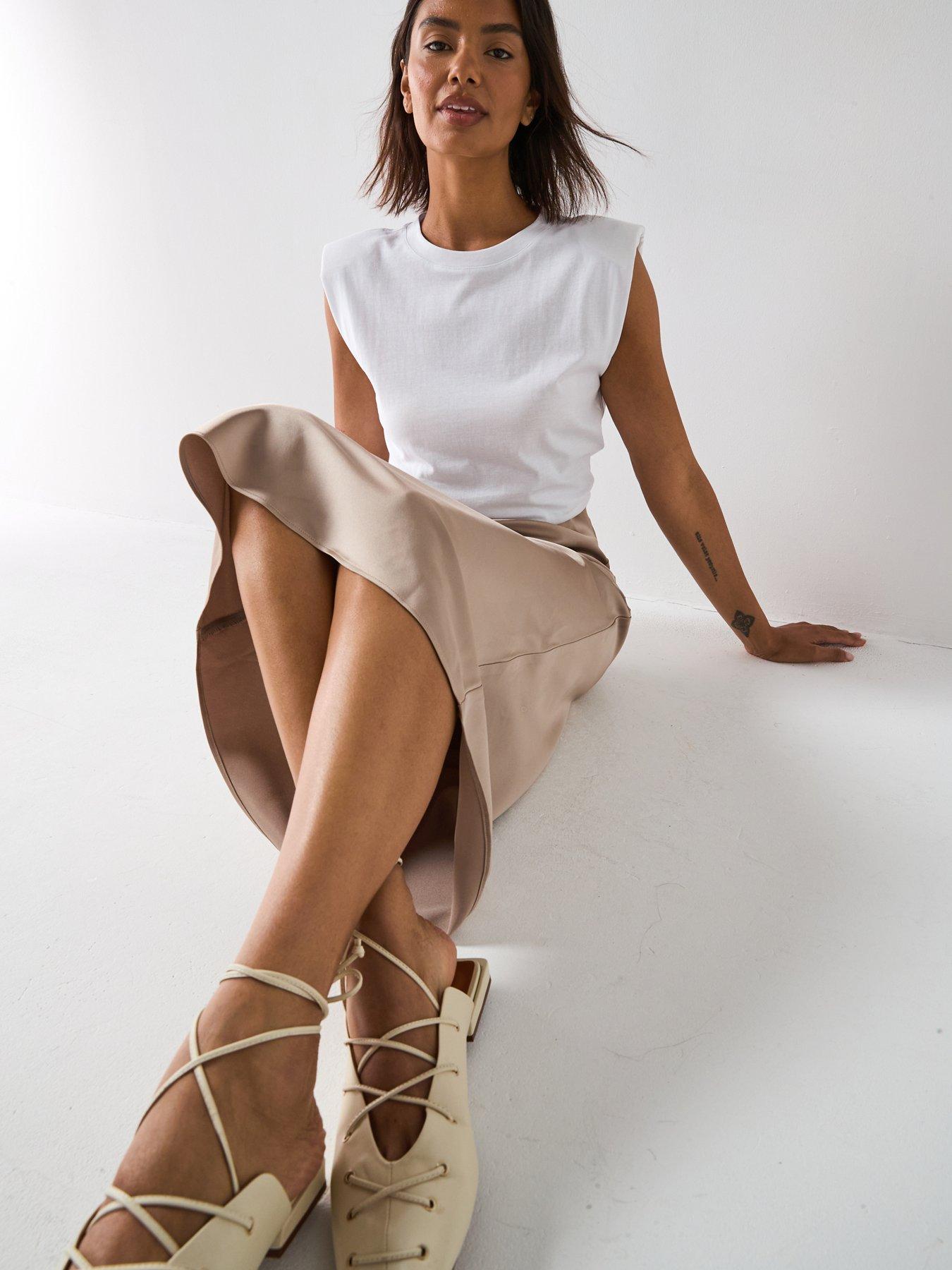 v-by-very-woven-satin-hem-dress-whiteoutfit