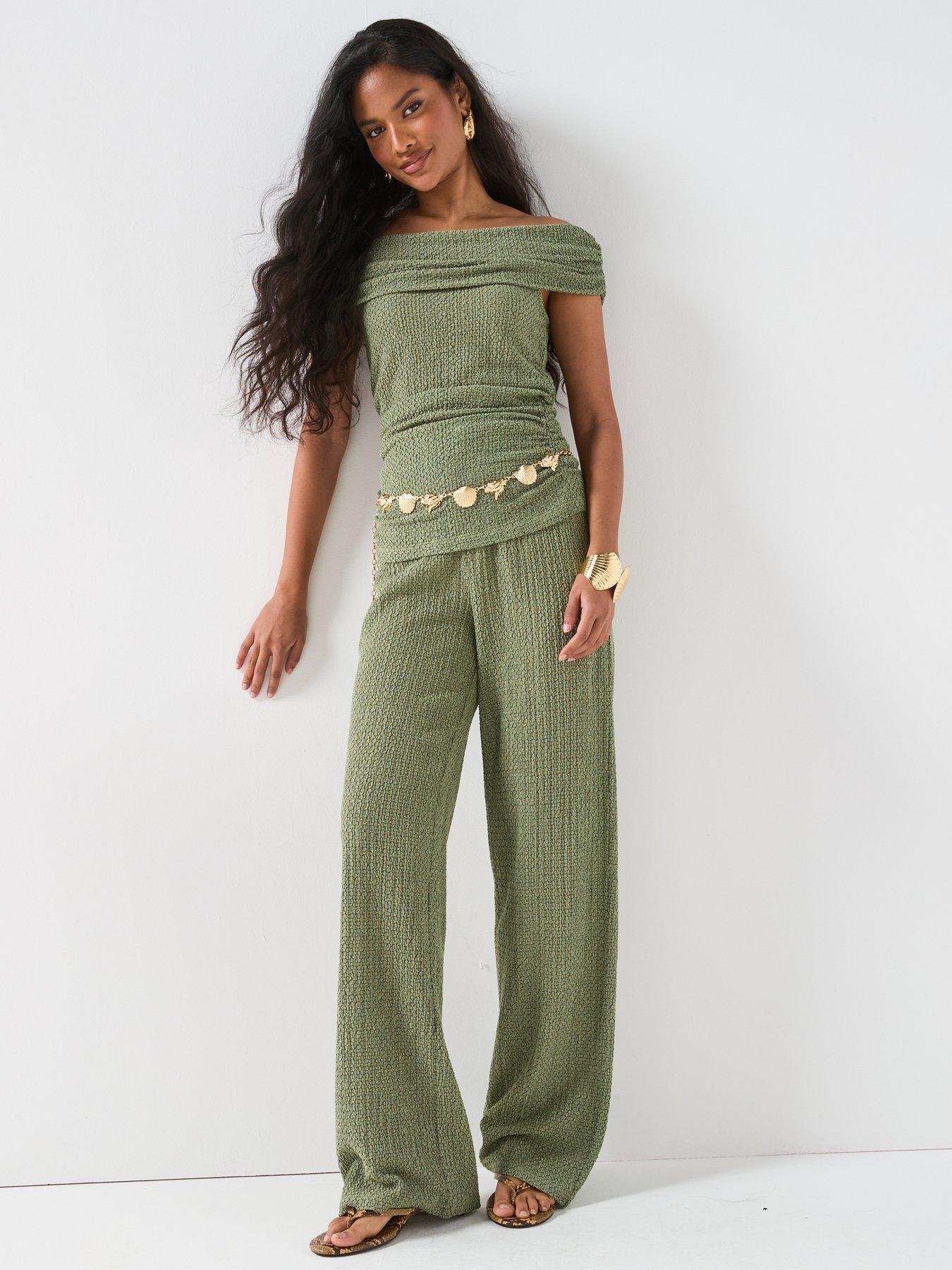 Image 3 of 6 of V by Very Texture Wide Leg Co Ord &nbsp;- Green