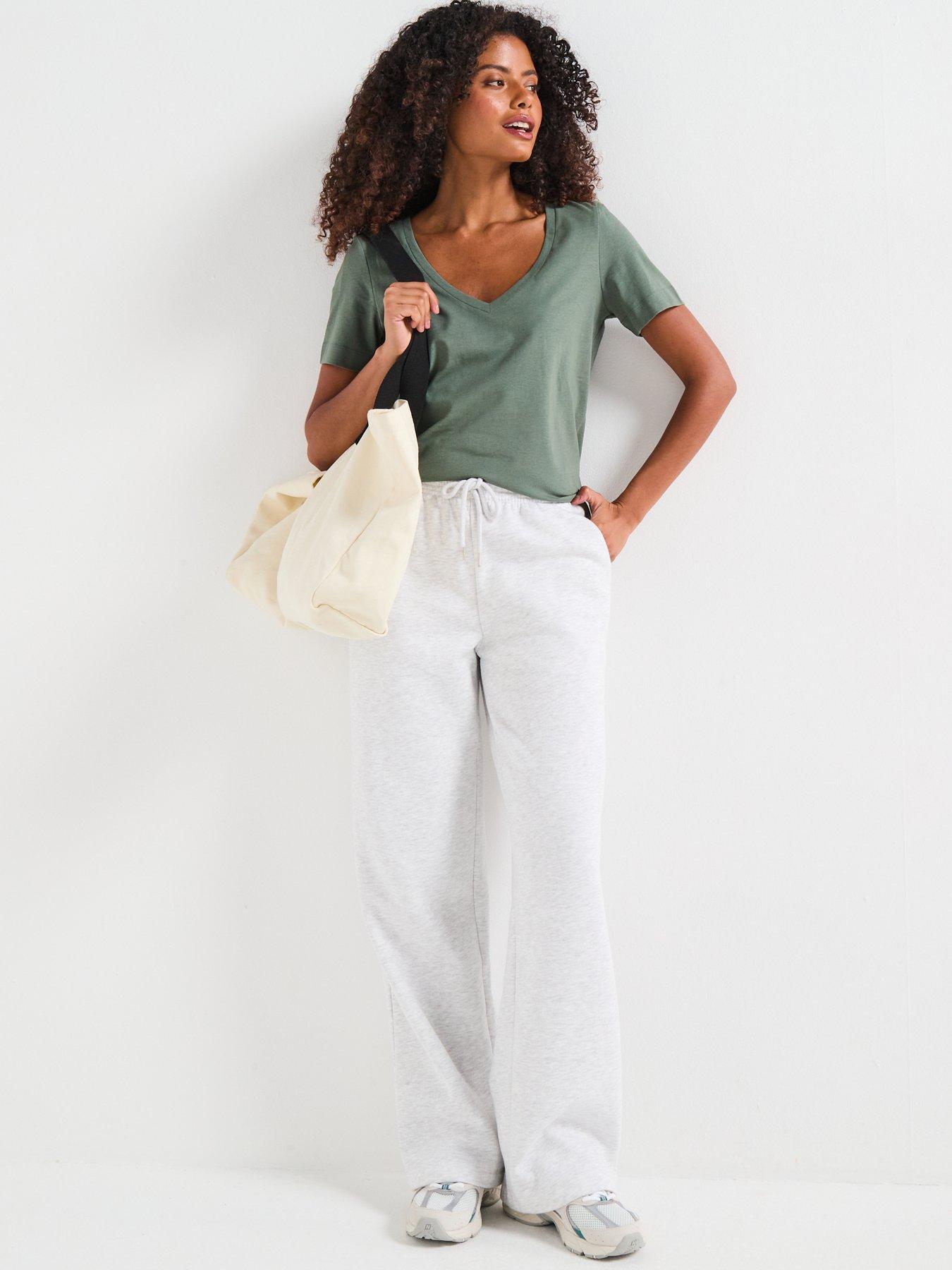 Image 4 of 4 of V by Very V Neck Tee - Green