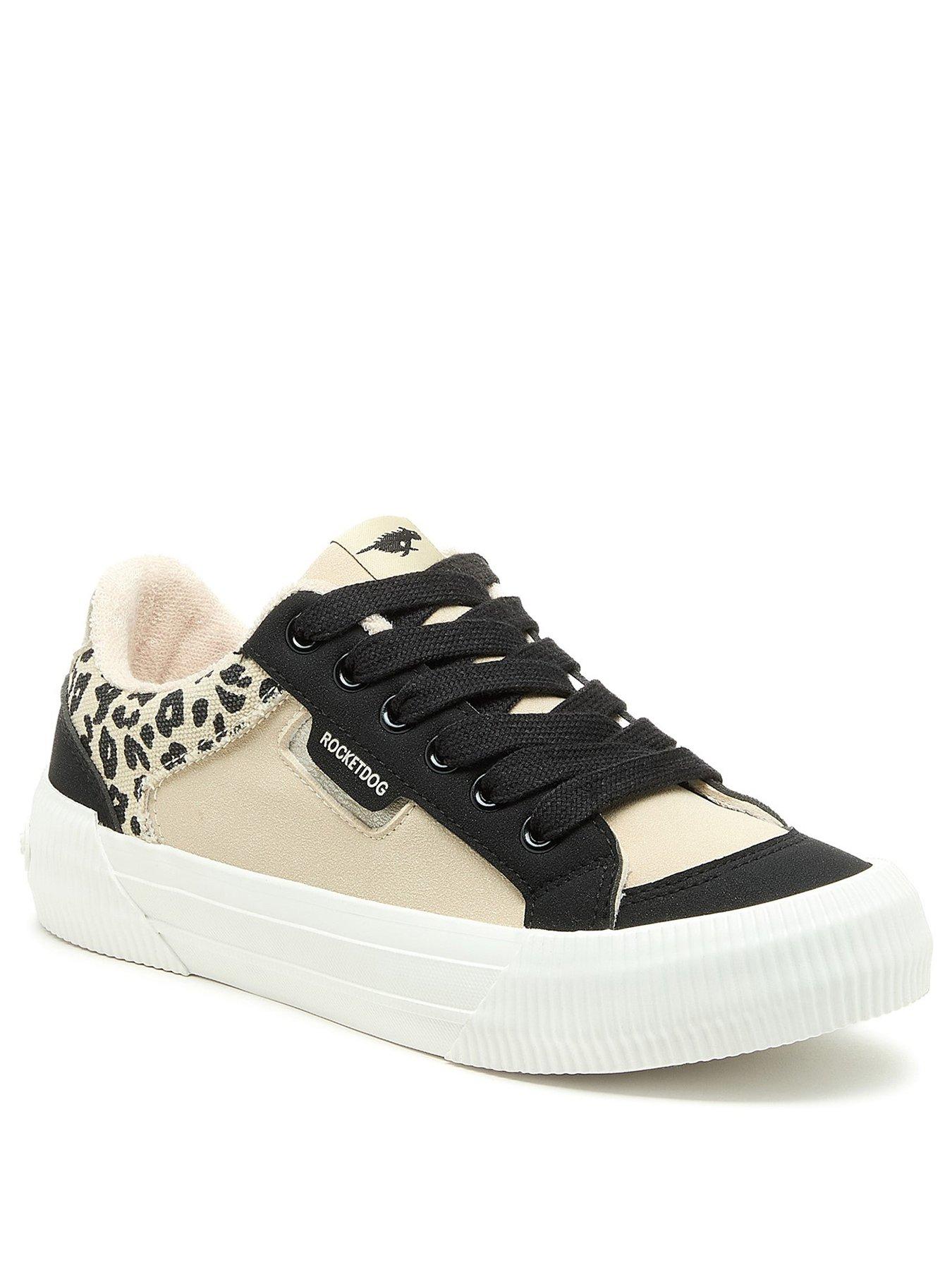 Image 2 of 6 of Rocket Dog Cheery Blocked Suede Trainer - Black
