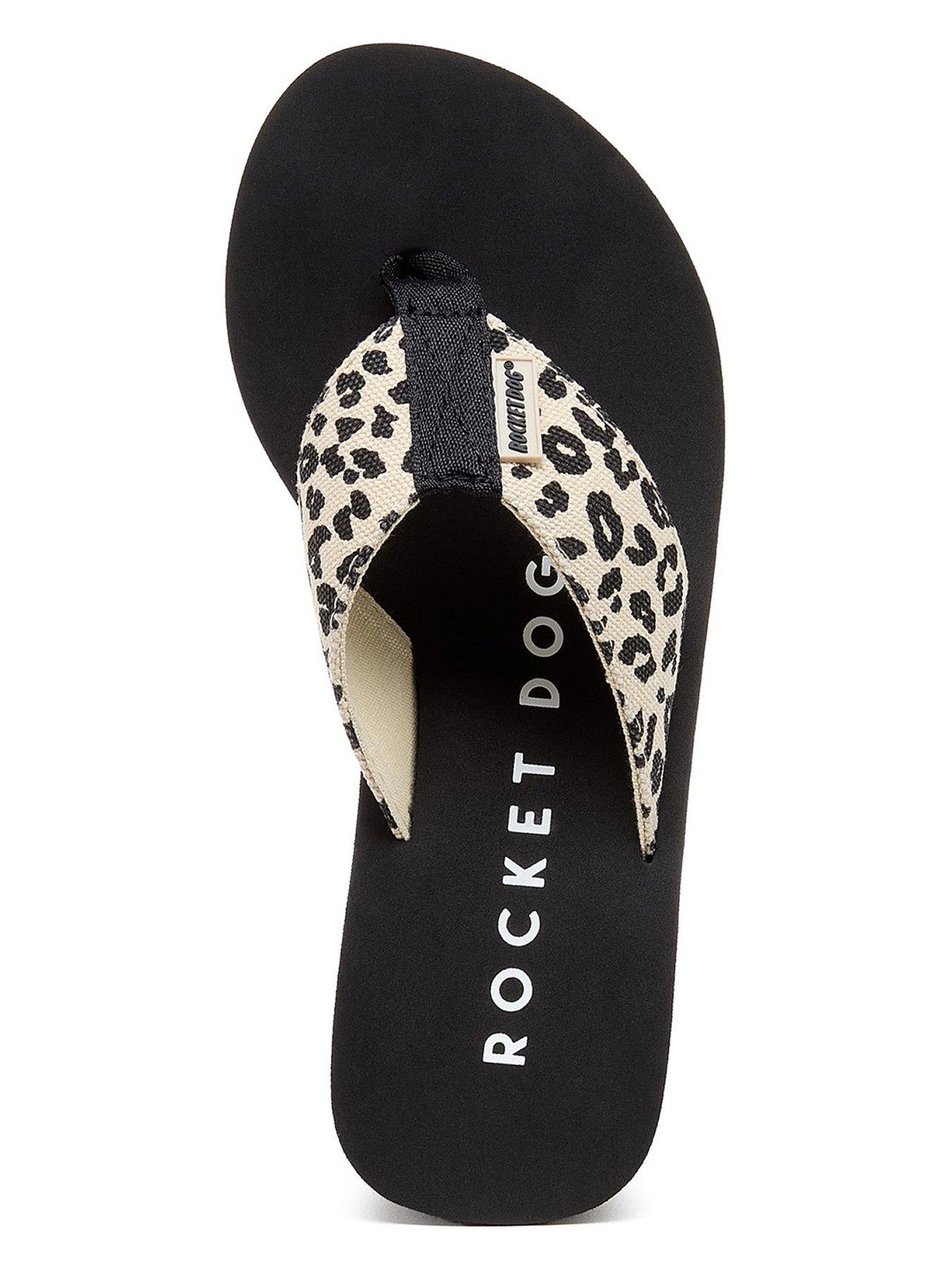 rocket-dog-crush-leon-leopard-print-wedge-sandal-beigeoutfit