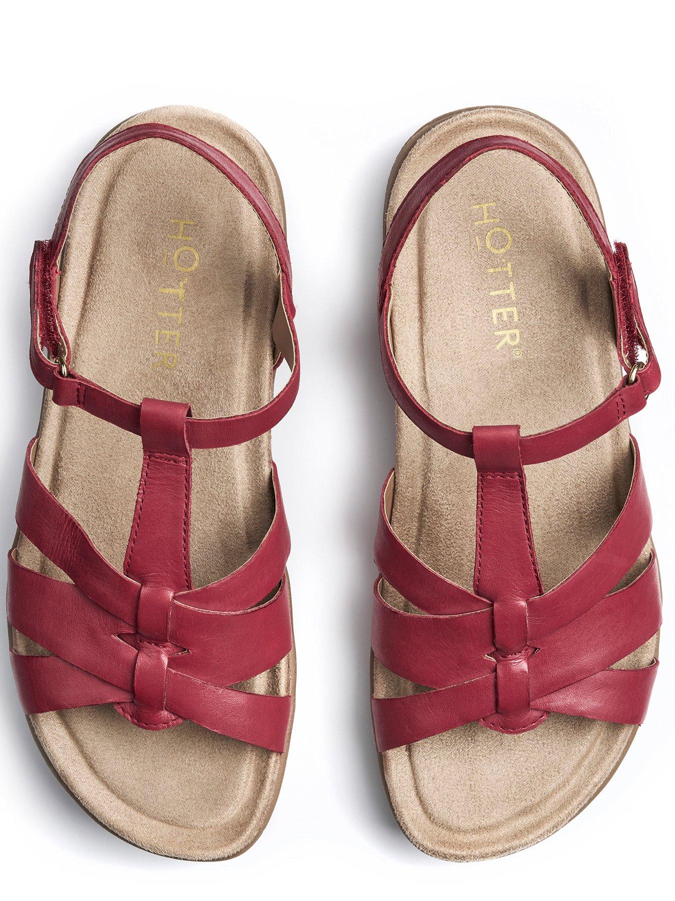 hotter-rainer-wide-fit-sandal-redoutfit