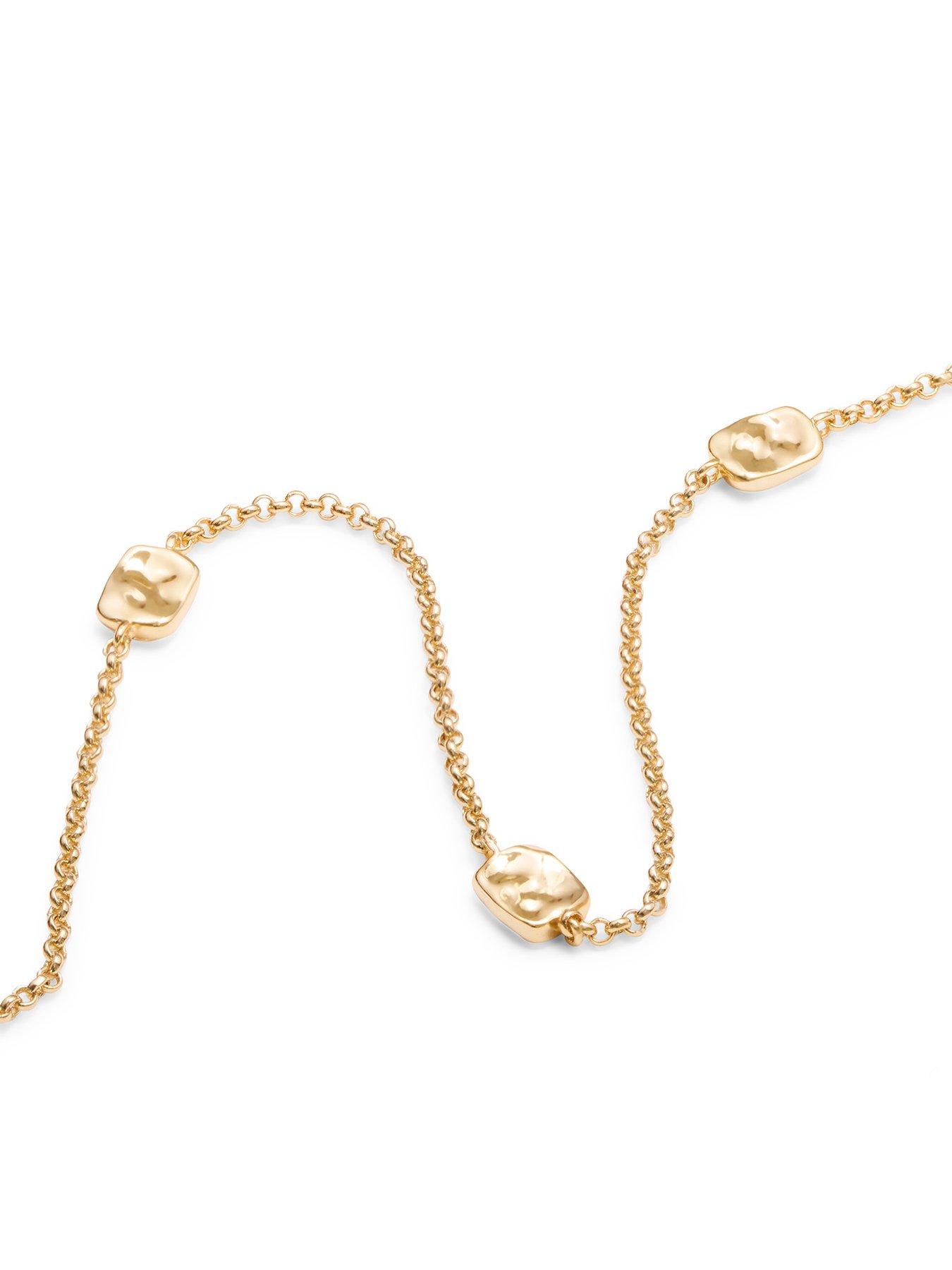 katie-loxton-bea-waterproof-gold-chokeroutfit