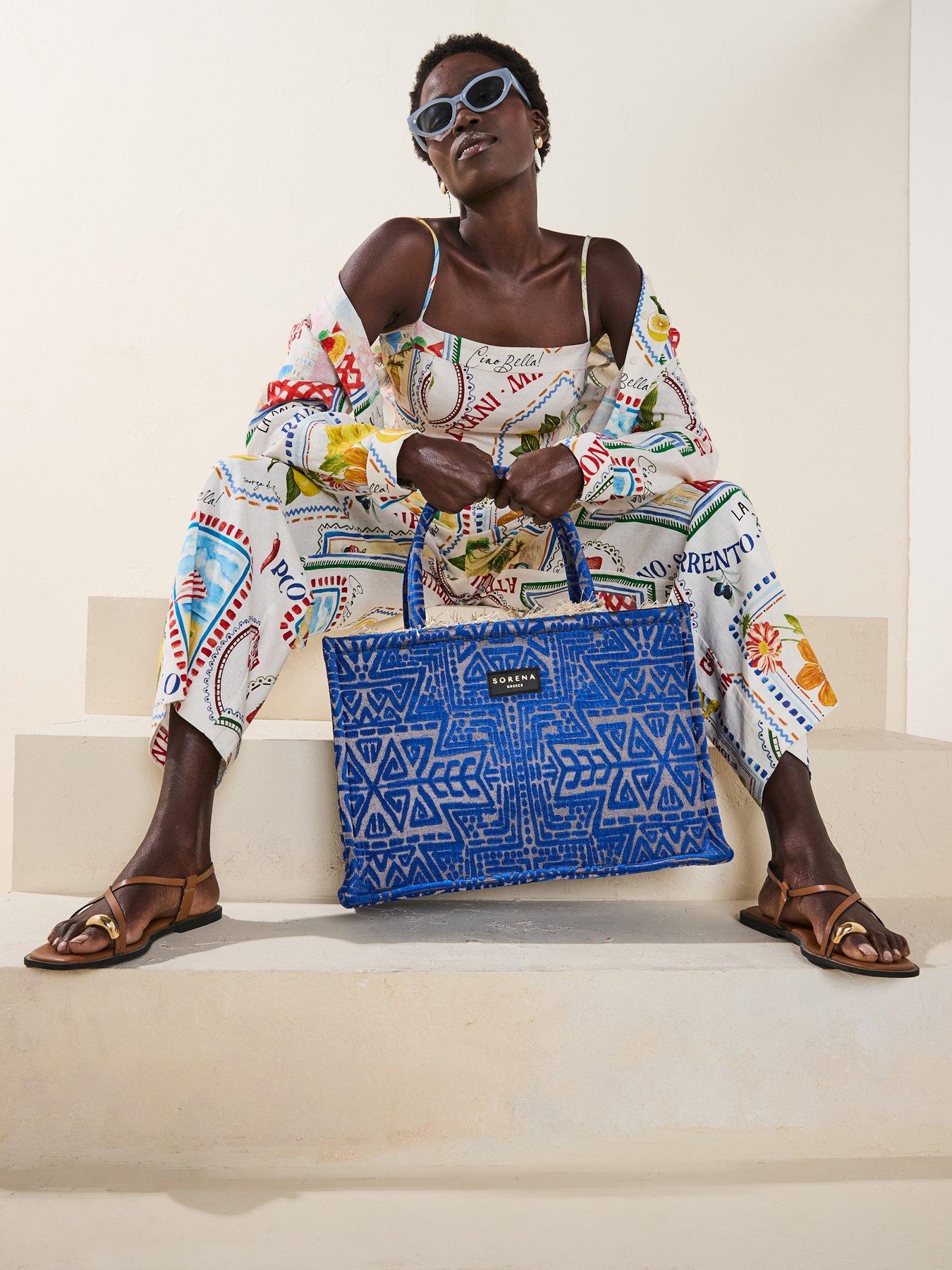 sorena-poliaigos-big-tote-bag-bluefront