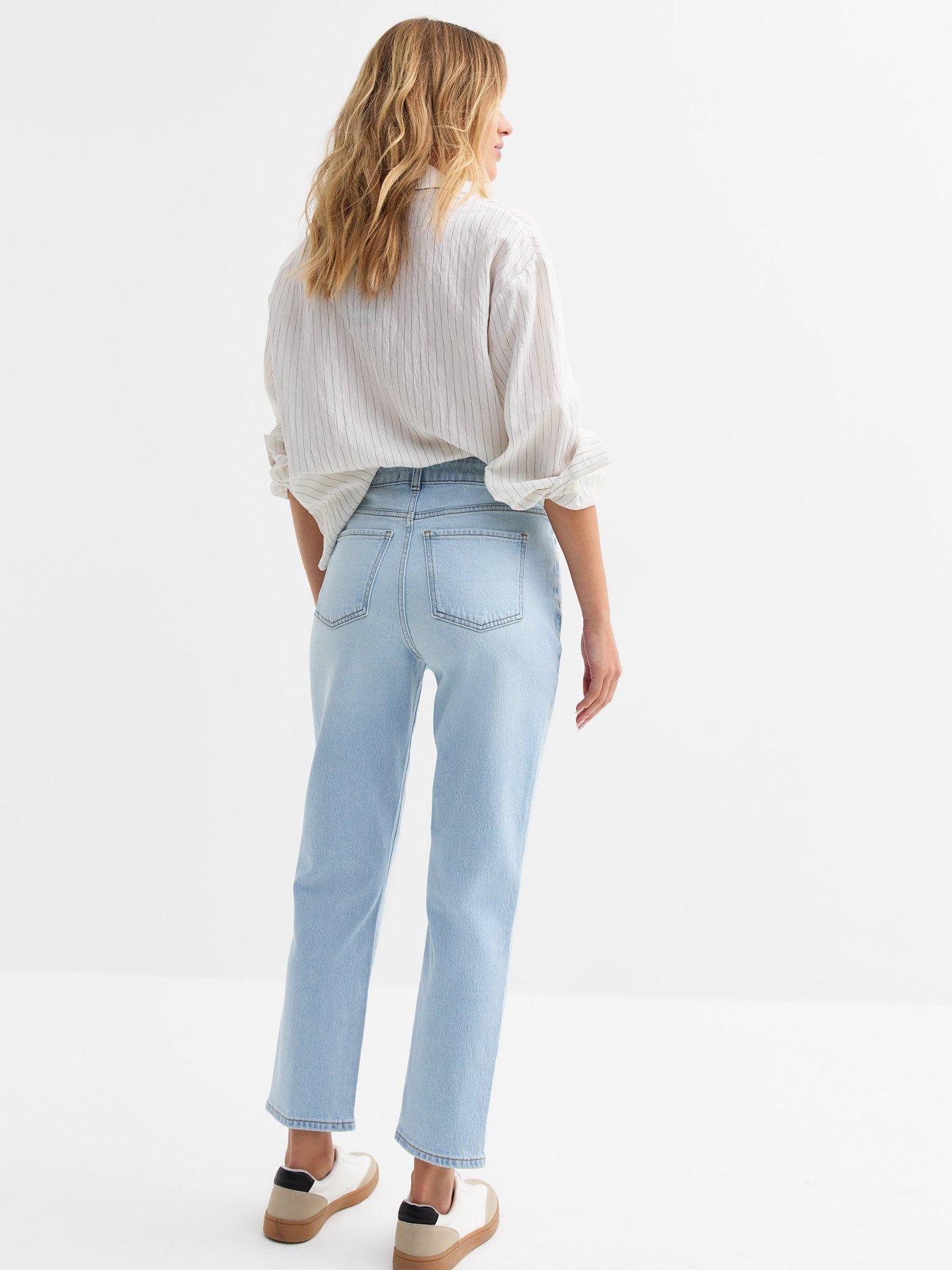 Image 2 of 6 of New Look Hannah Straight Leg Jeans - Blue