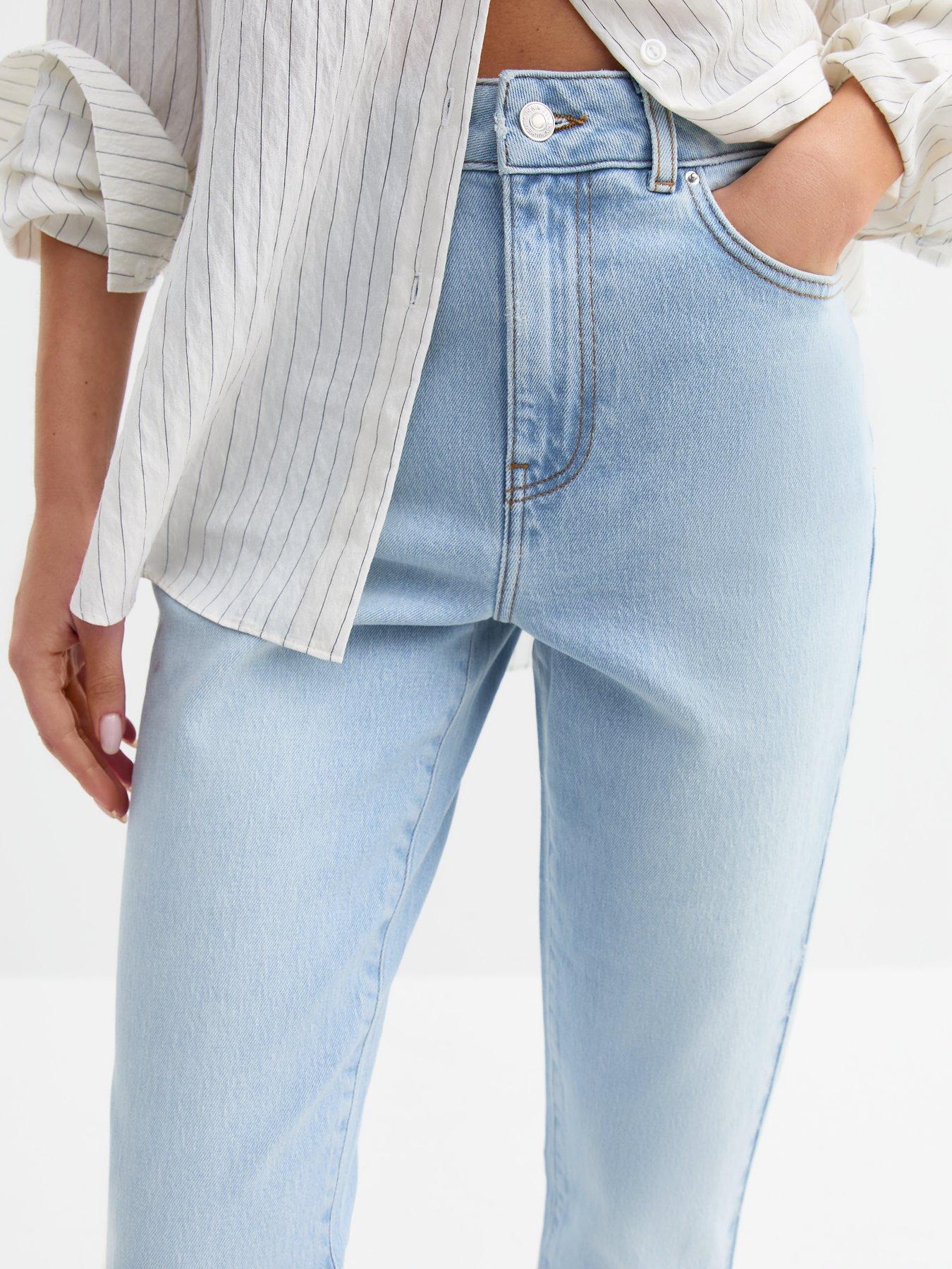 Image 5 of 6 of New Look Hannah Straight Leg Jeans - Blue