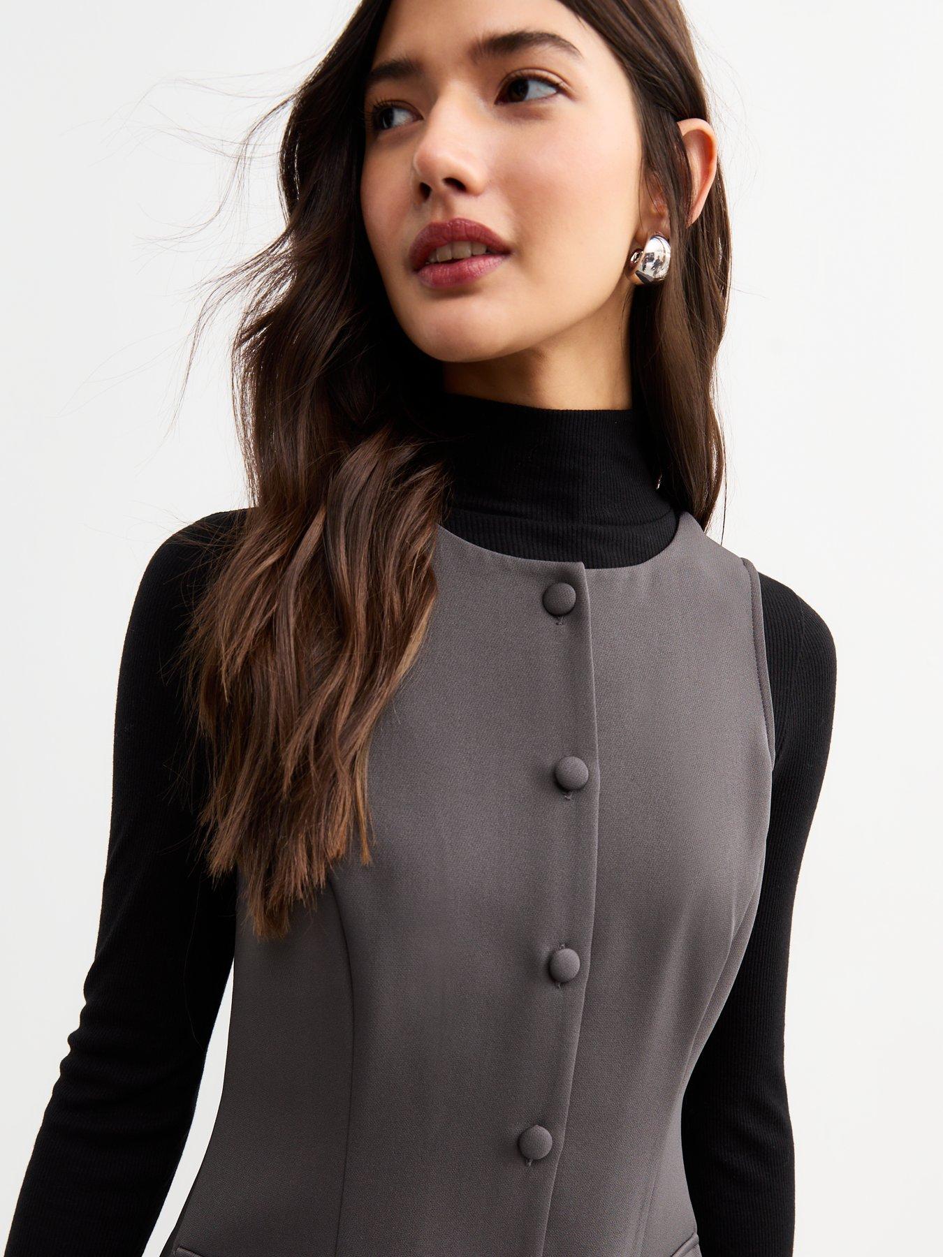 new-look-tailored-button-front-pinafore-dress-greyoutfit