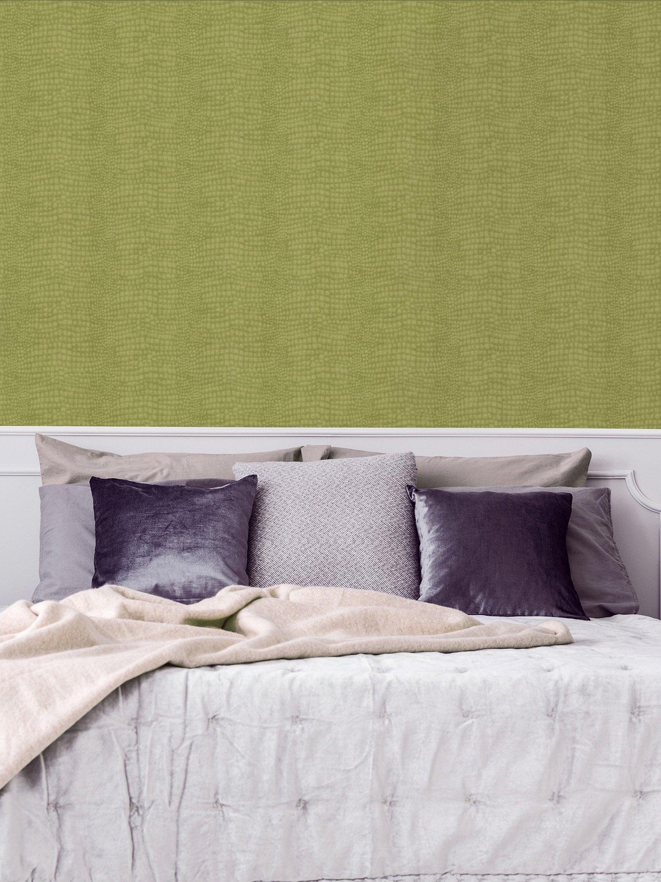 undefined Crocodile - Lime Wallpaper