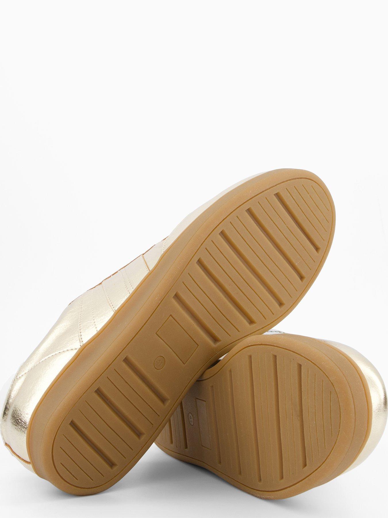 v-by-very-trainer-golddetail