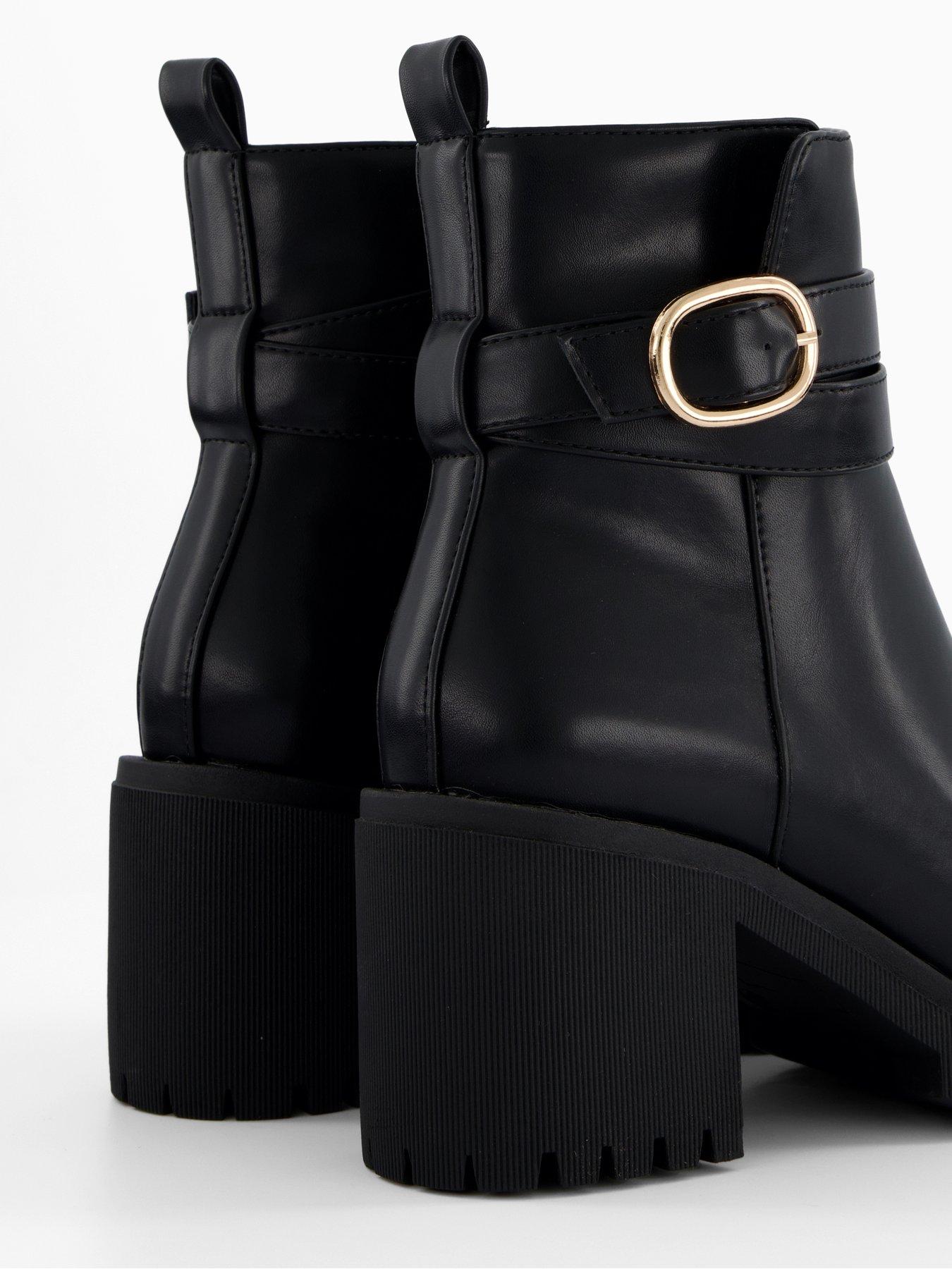 Image 6 of 7 of V by Very Wide Fit Block Heel Chunky Chelsea Ankle Boot - Black