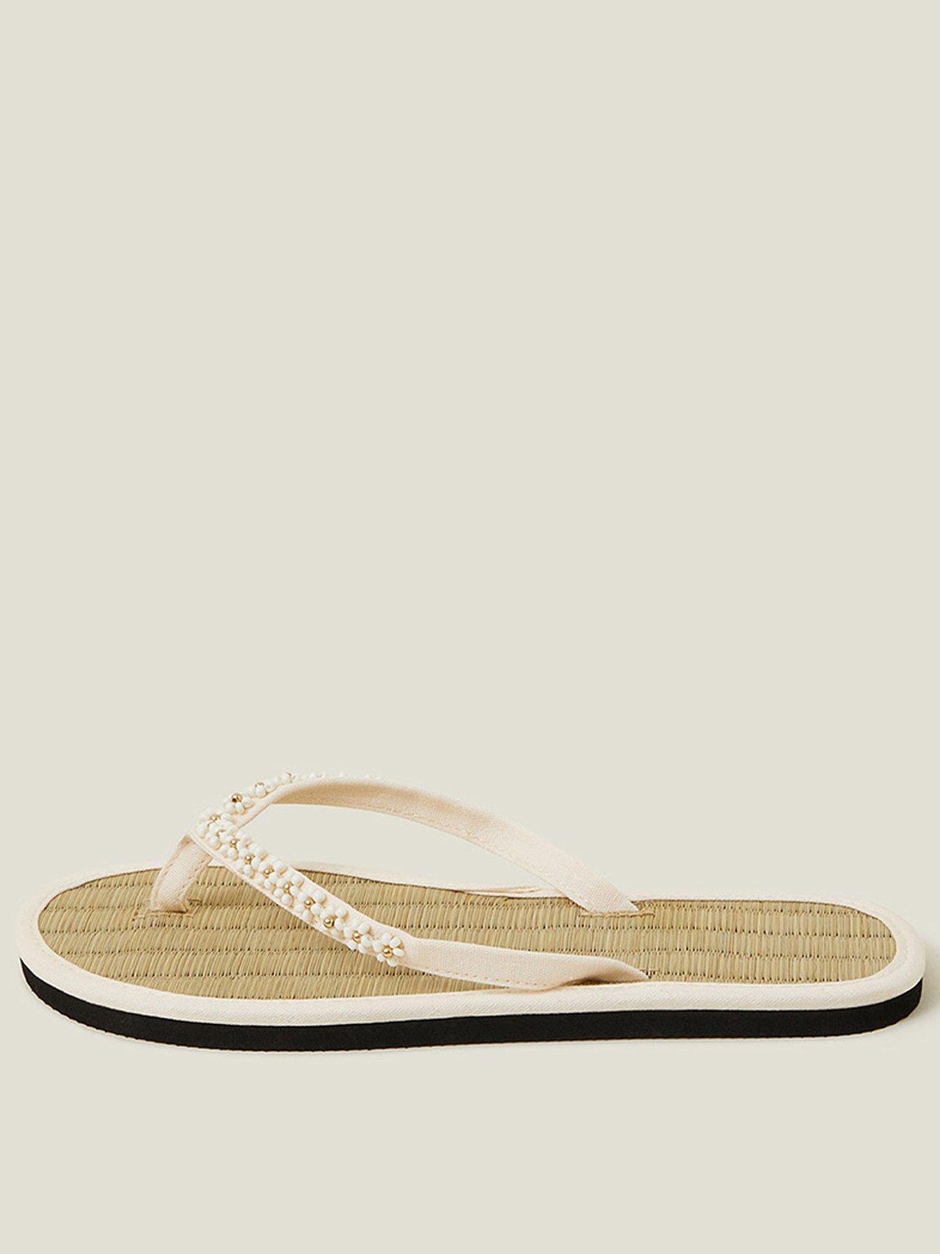 accessorize-daisy-beaded-seagrass-sandal-cream