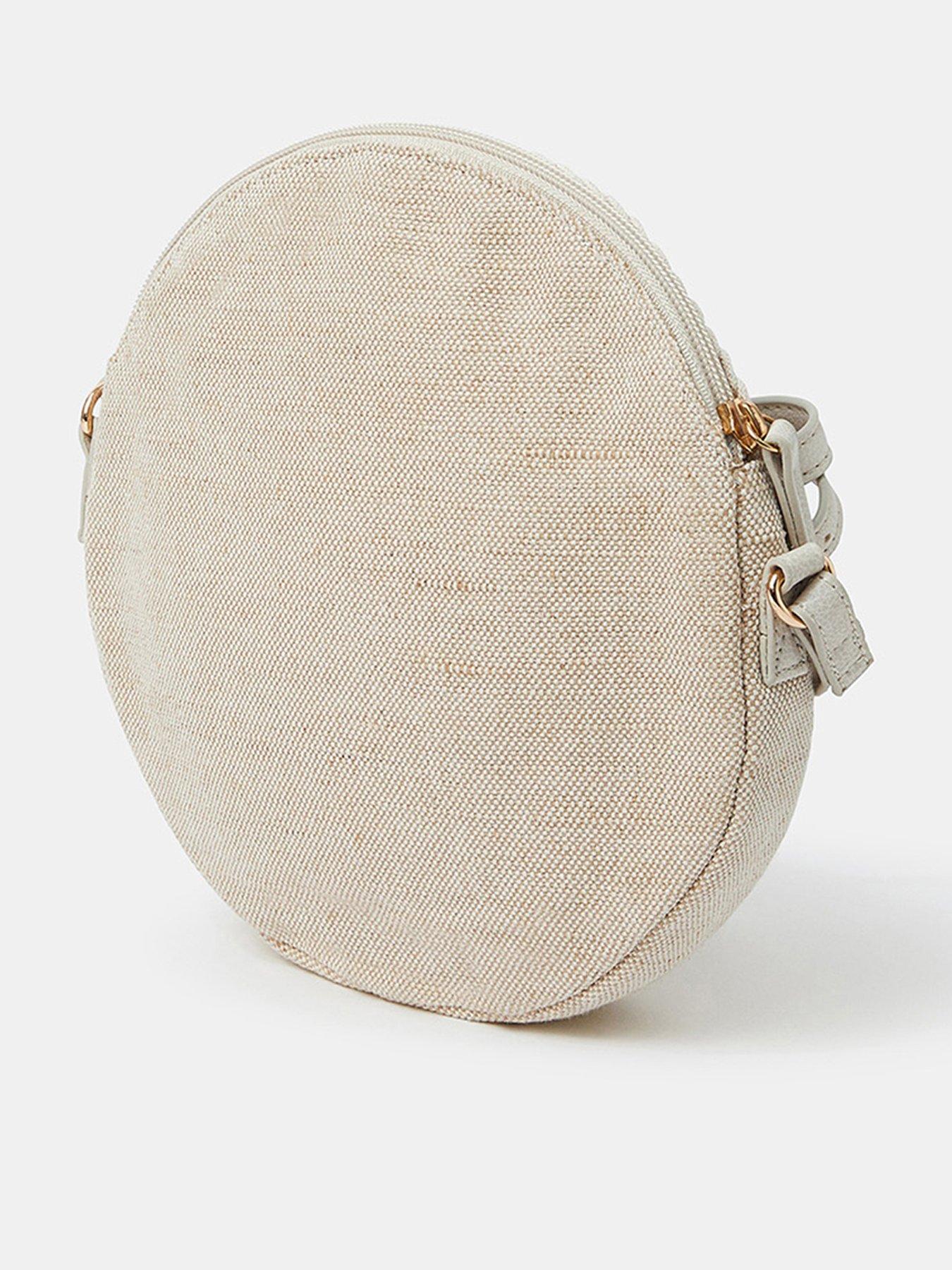 accessorize-mila-macrame-circle-creamback