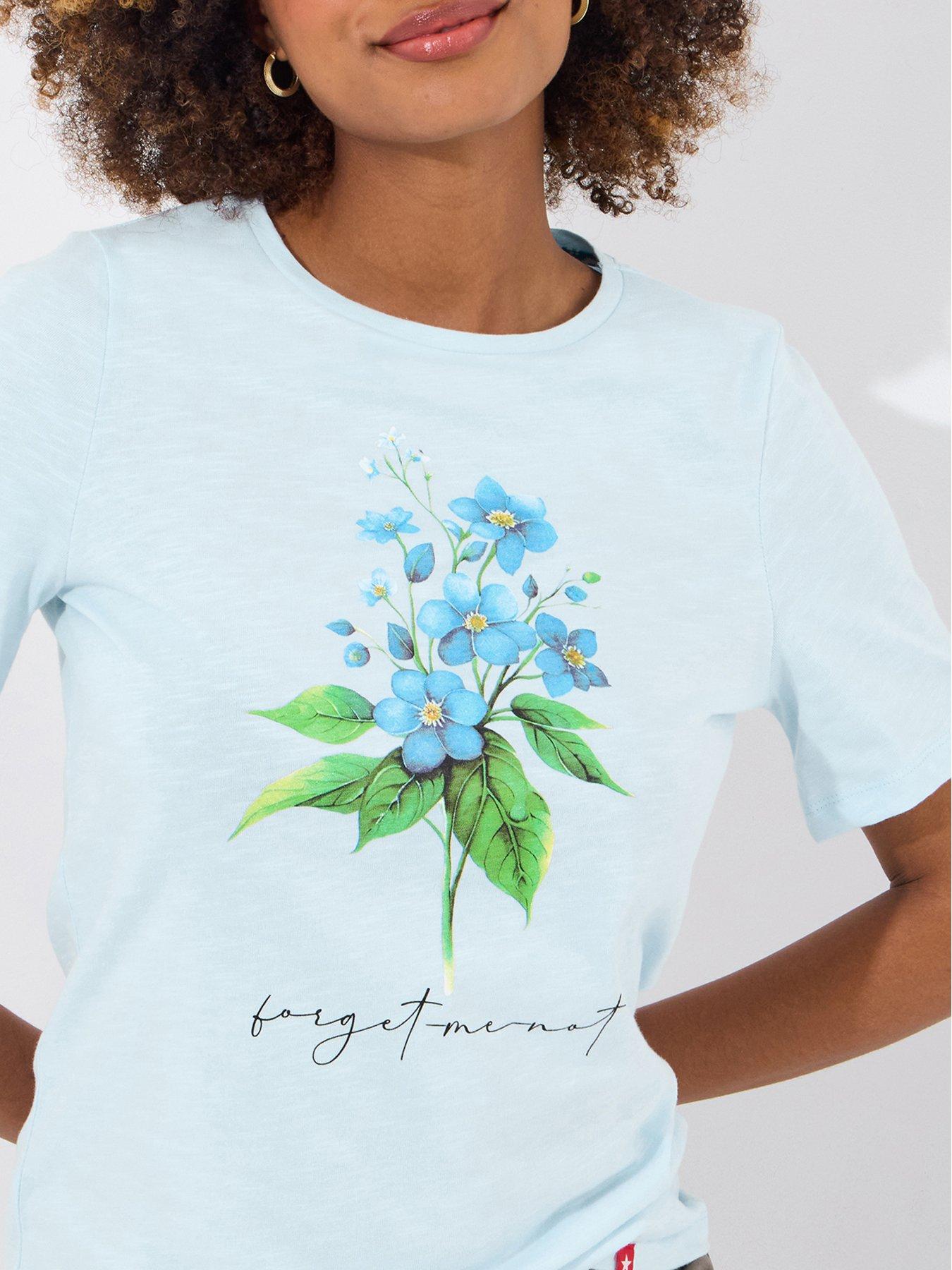 joe-browns-forget-me-not-graphic-tee-blueoutfit