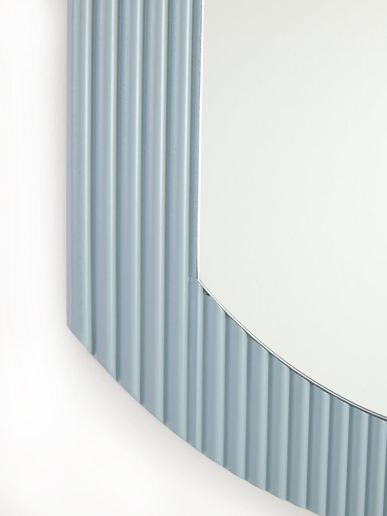 the-very-collection-ribbed-blue-oval-mirror-60x90cmoutfit