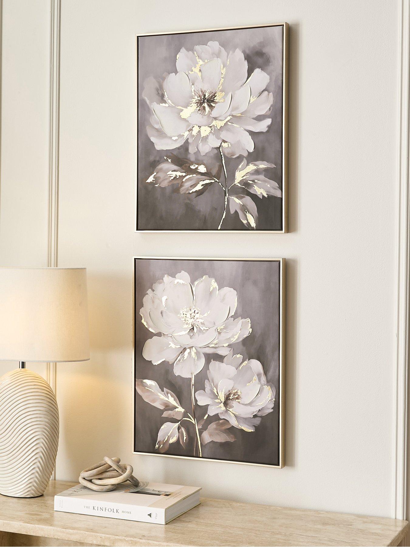 Image 1 of 6 of The Very Collection Set of 2 Printed White Flower Capped Canvas with Gold Foil 40x50cm - FSC&reg; Certified
