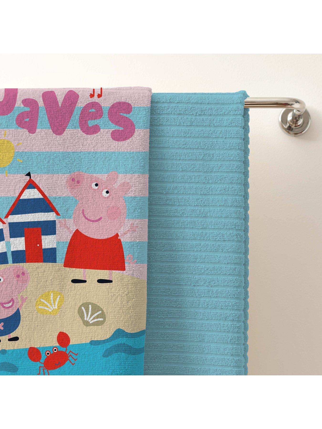 Image 5 of 7 of Peppa Pig Peppa Pig Waves 100% Cotton Towel