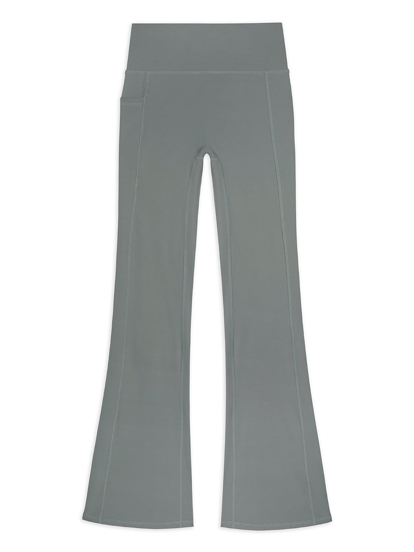 Image 1 of 2 of CHELSEA PEERS Flared Leggings - Plain Dark Grey
