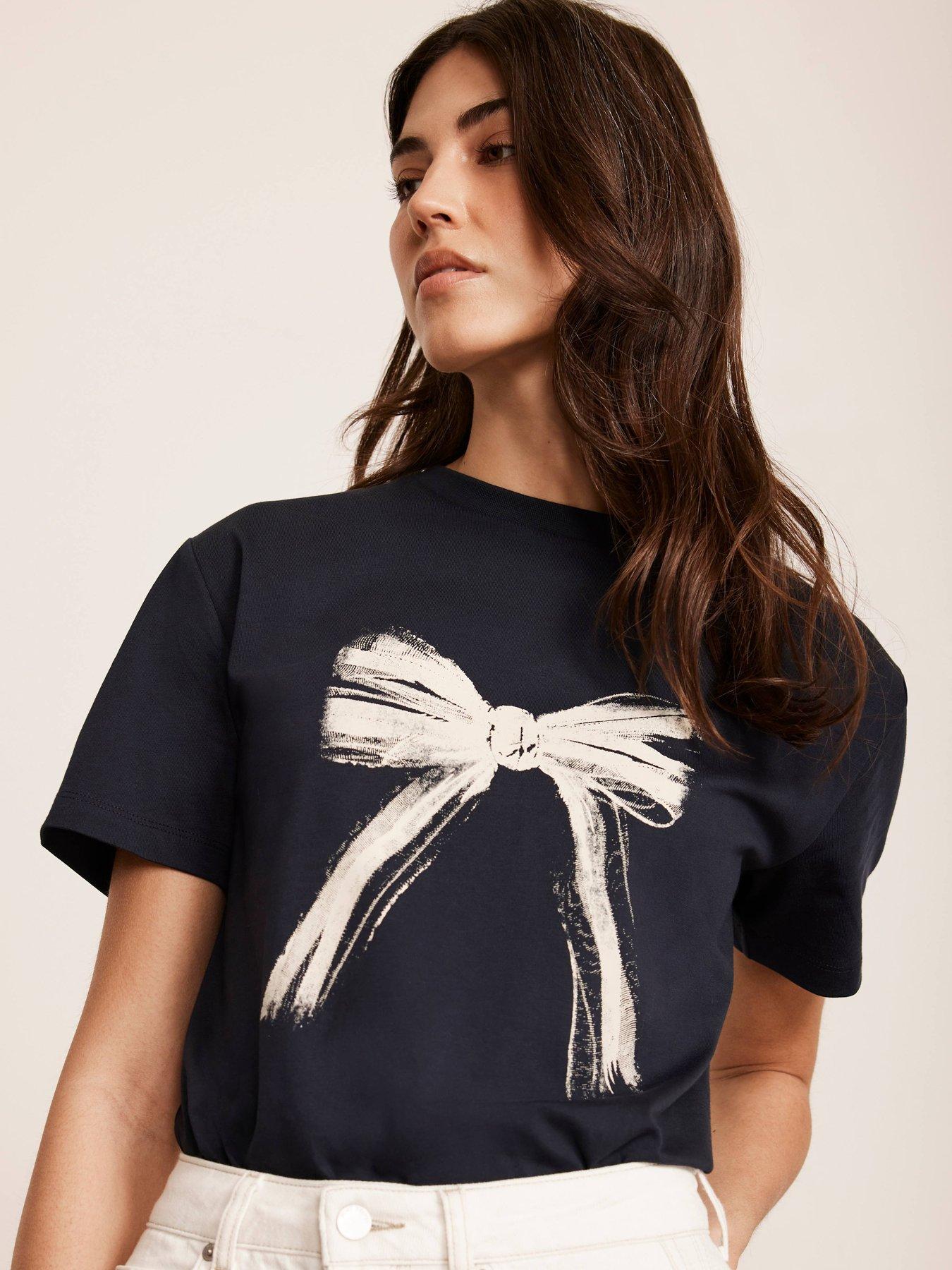 Image 4 of 4 of Mint Velvet Bow Graphic T-Shirt - Navy