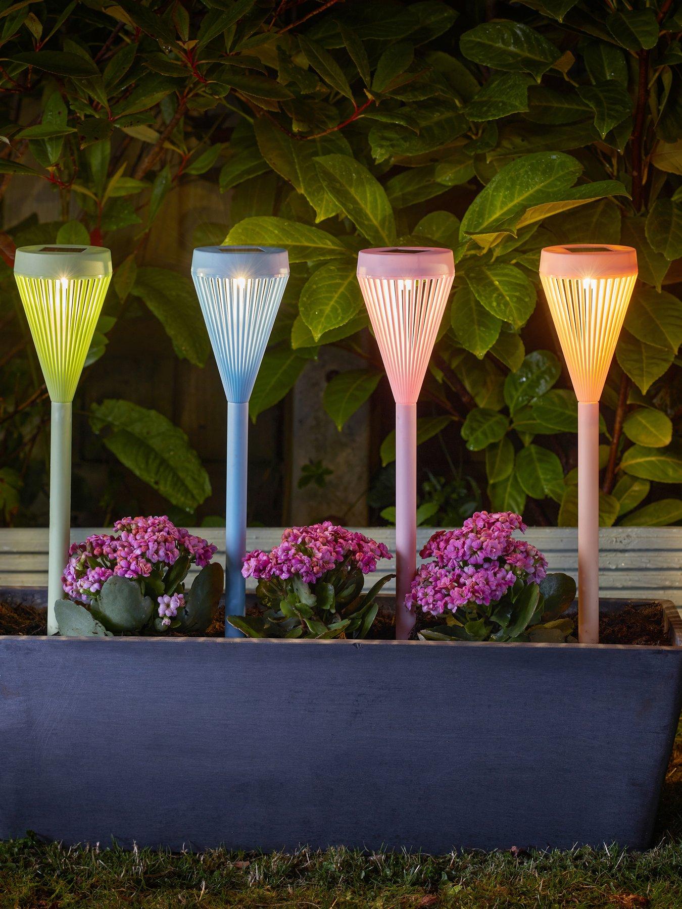 smart-solar-viva-stake-lights