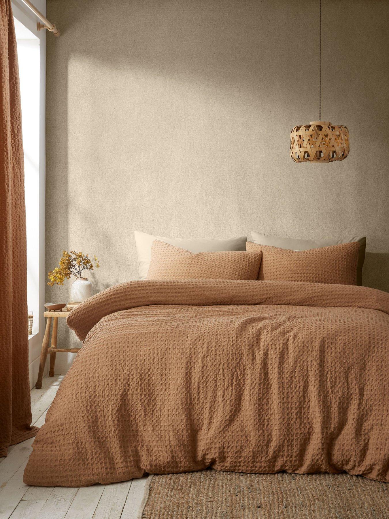 pineapple-elephant-muscat-waffle-duvet-set-caramel