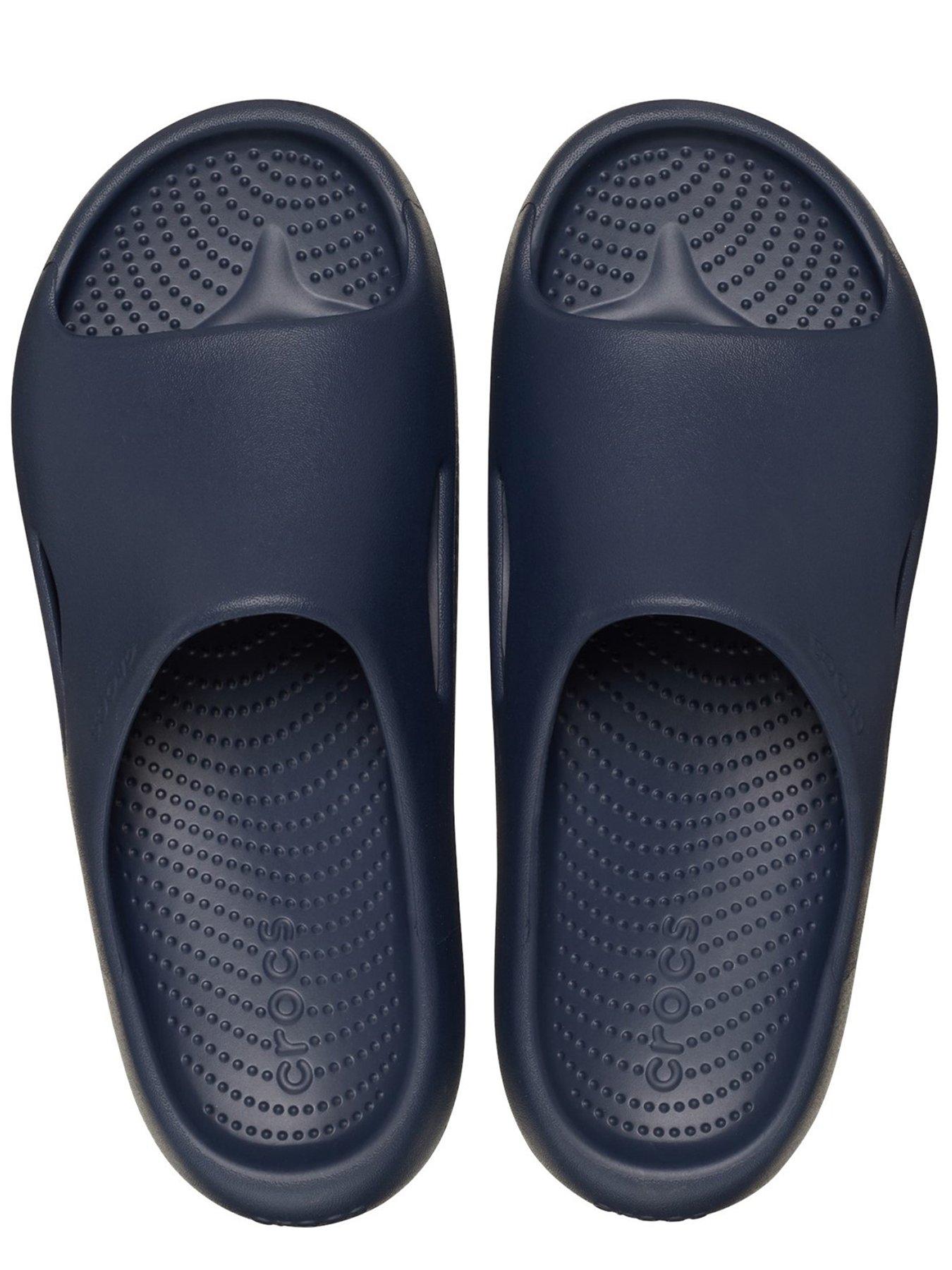Image 4 of 6 of Crocs Crocs Mellow Recovery Sliders