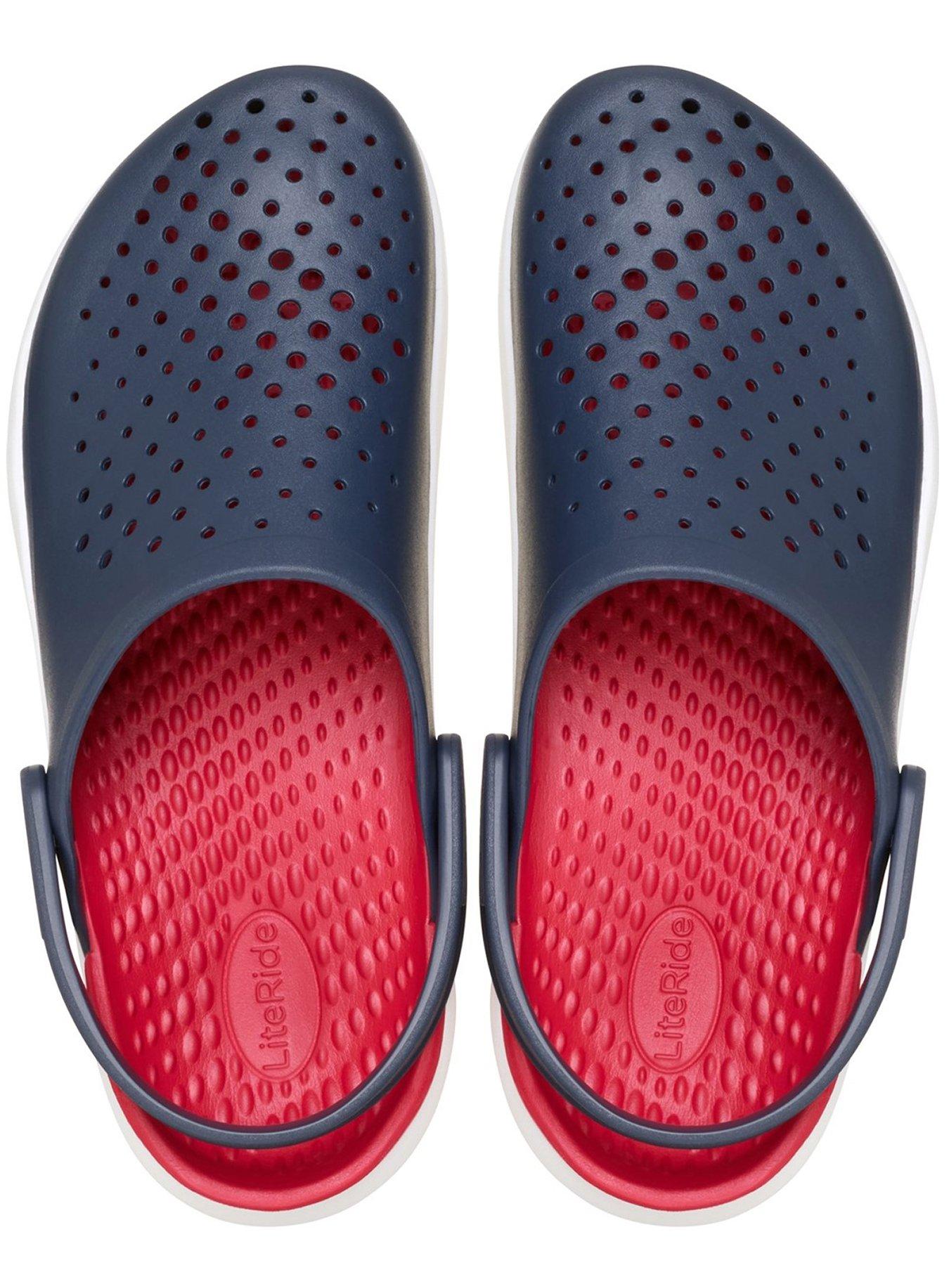 crocs-crocs-inmotion-clog-sandaloutfit