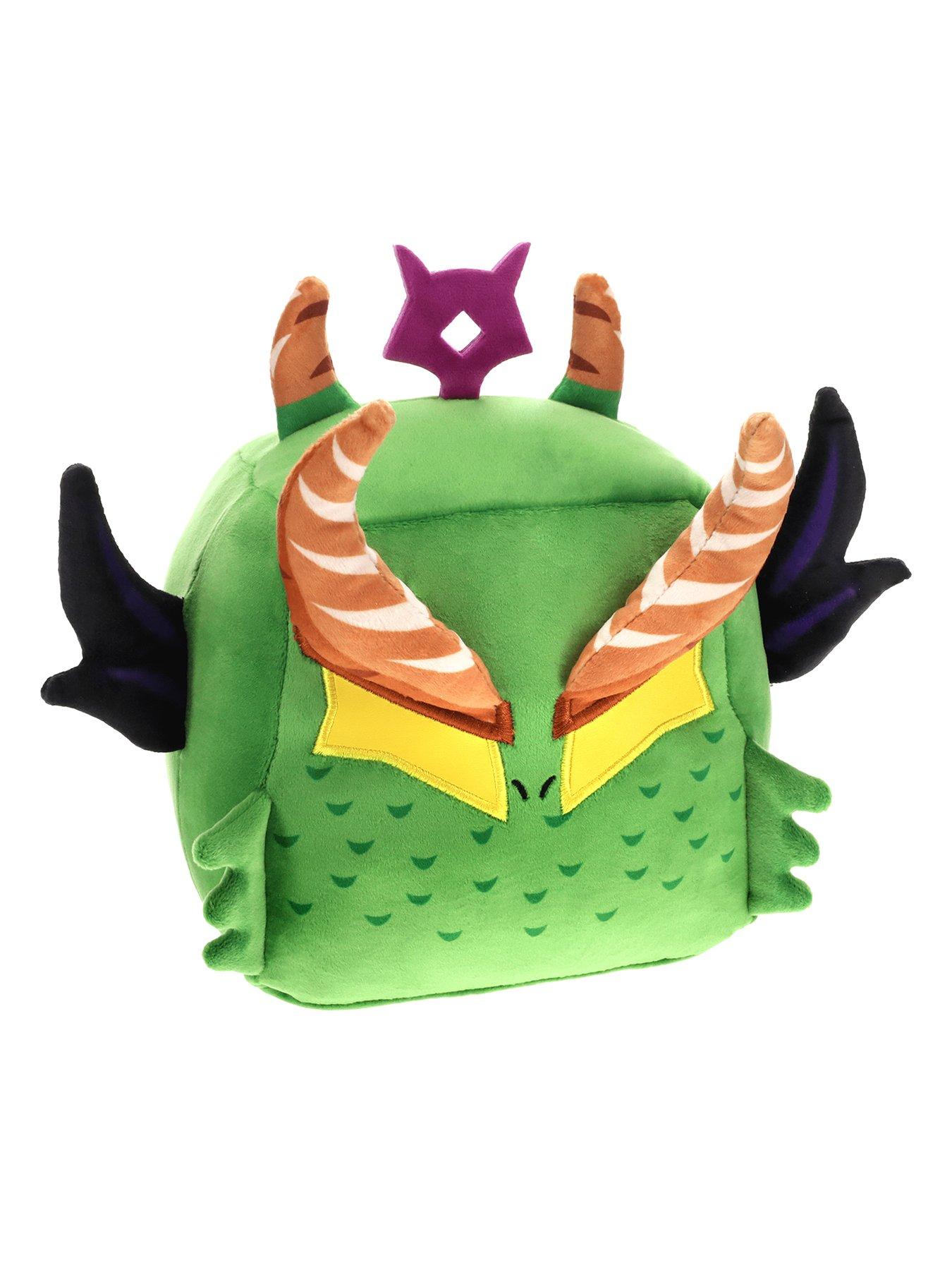 Image 4 of 7 of Blox Fruits Series 2 Dragon Ultimate Collector Bundle