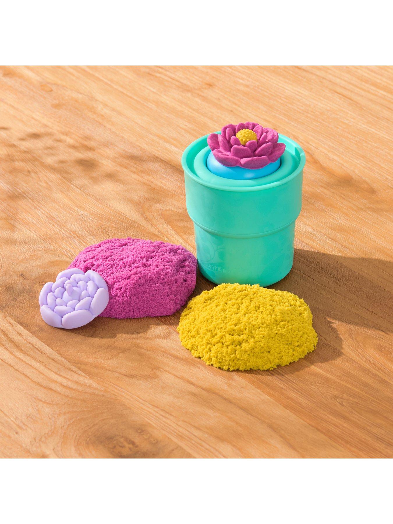 Image 3 of 7 of Kinetic Sand Squishblossom