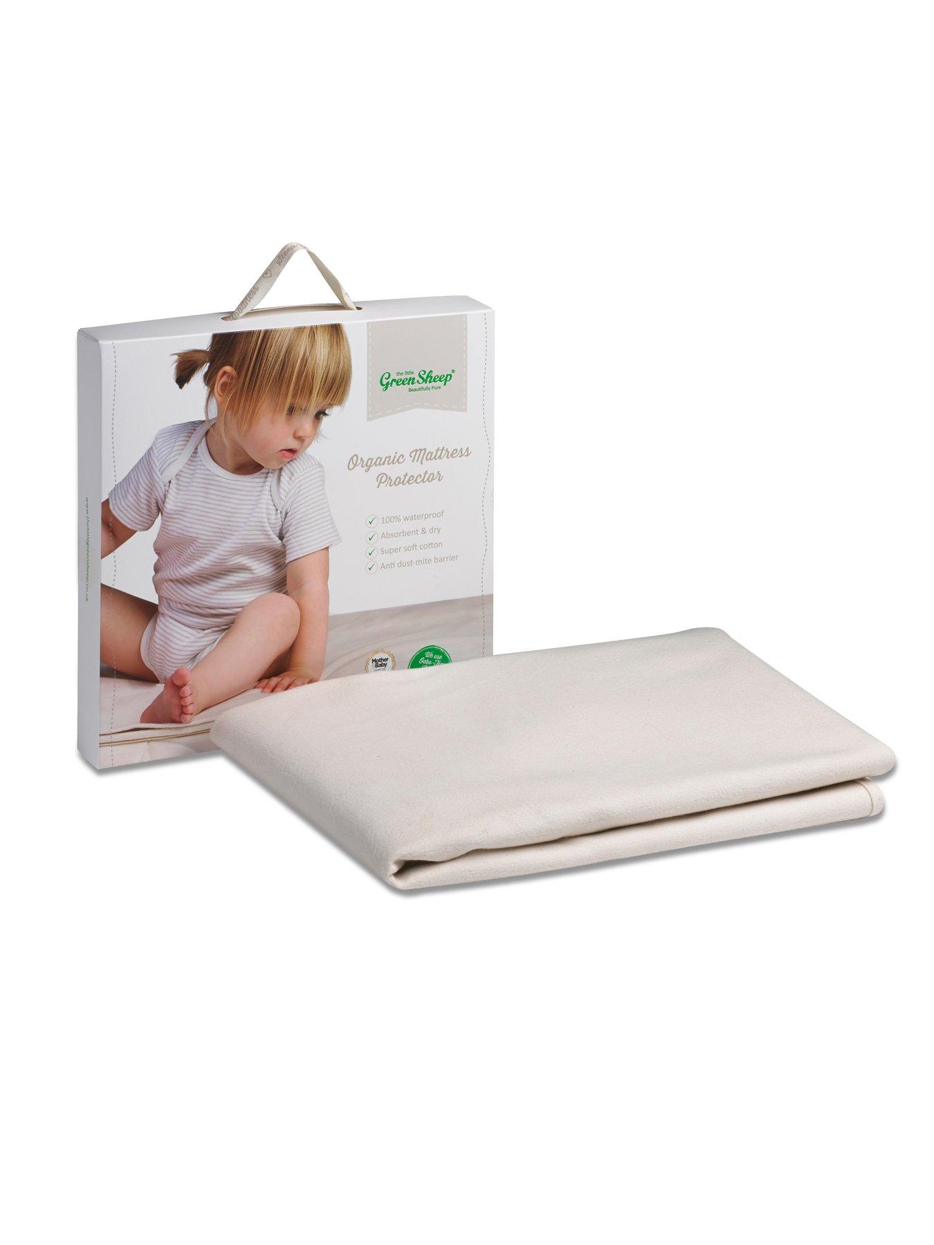 the-little-green-sheep-waterproof-cot-bed-mattress-protector