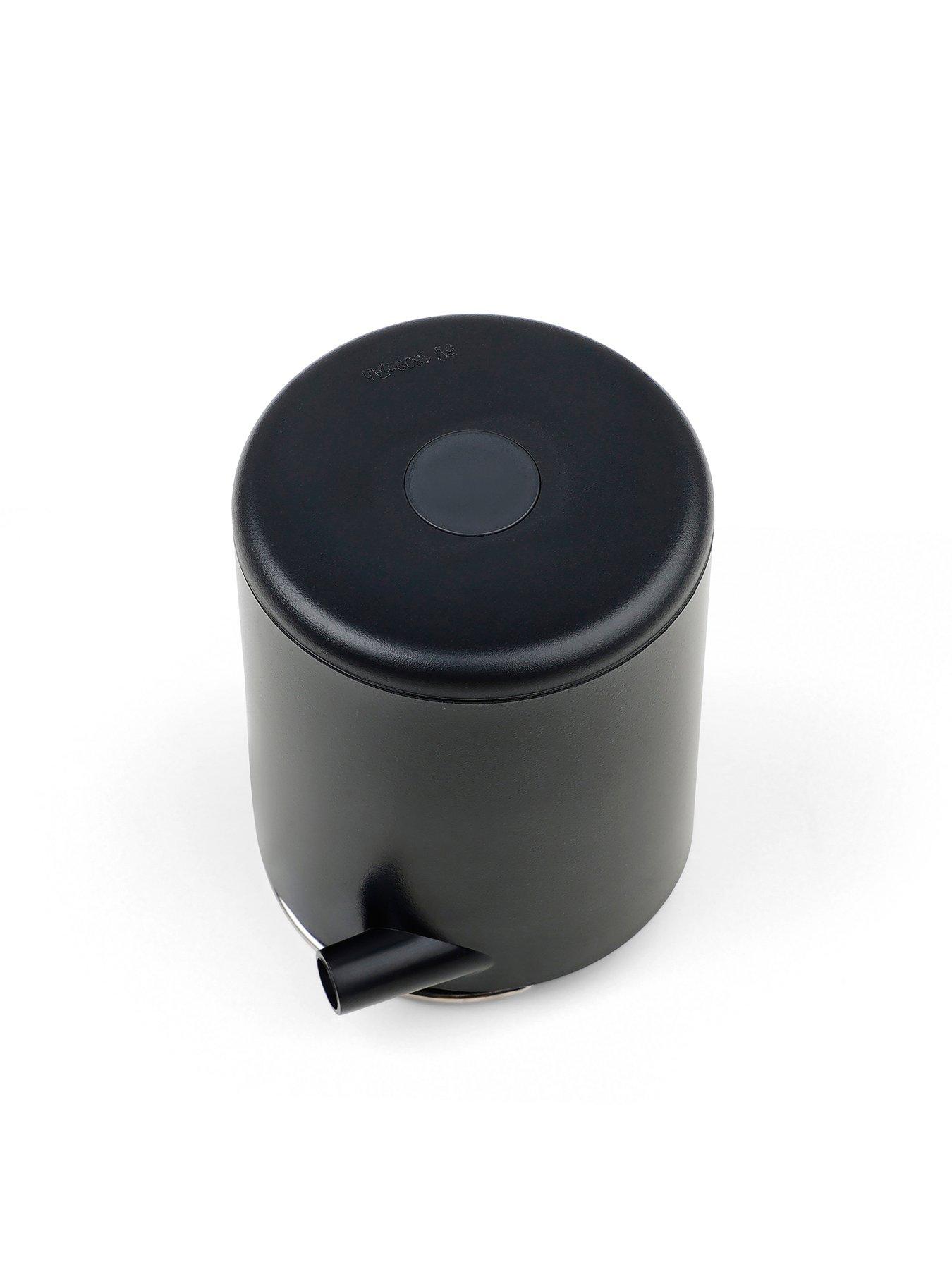 Image 5 of 5 of Regatta Recharge Mini Pump