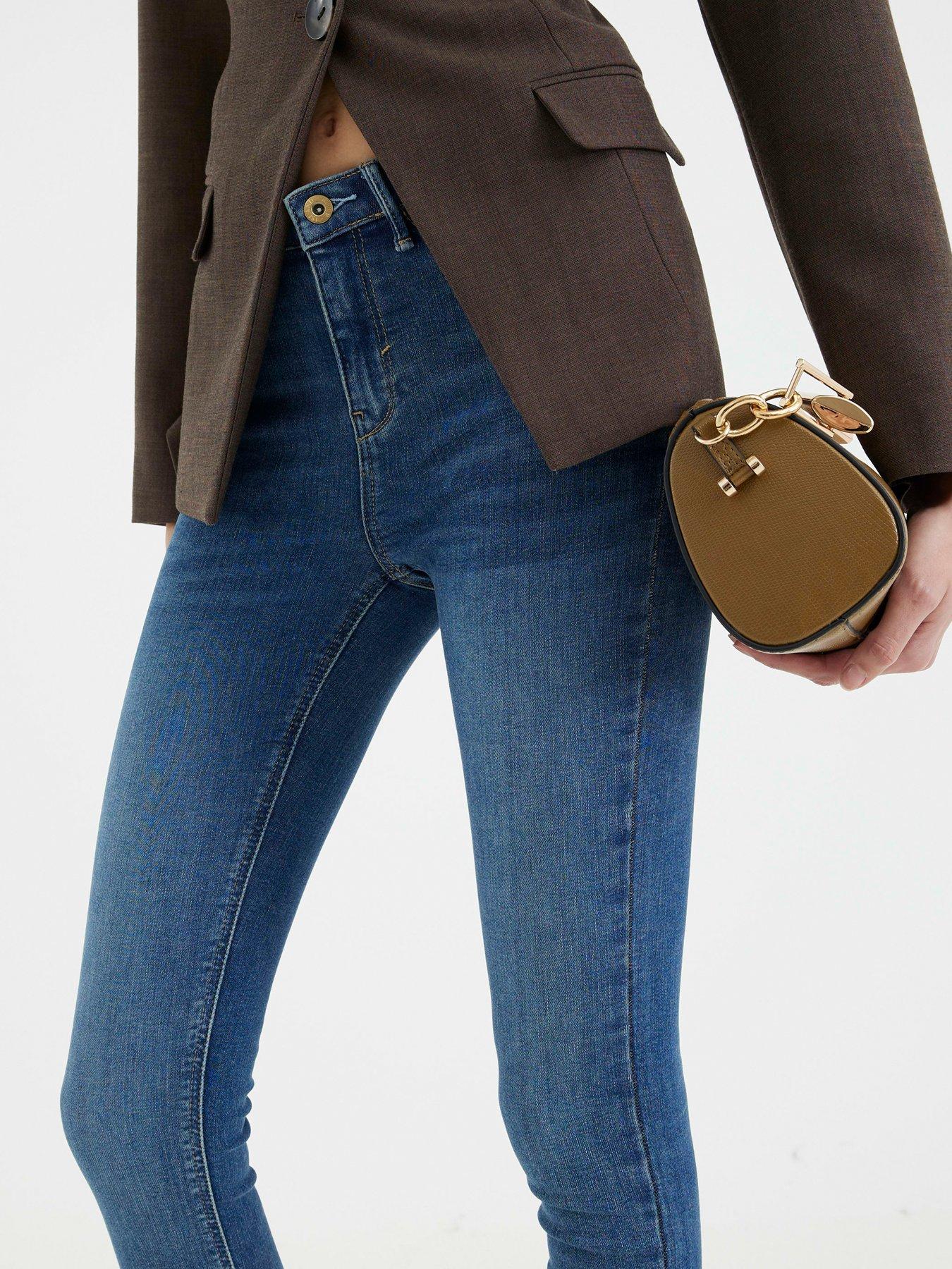river-island-sculpt-jeans-blueoutfit