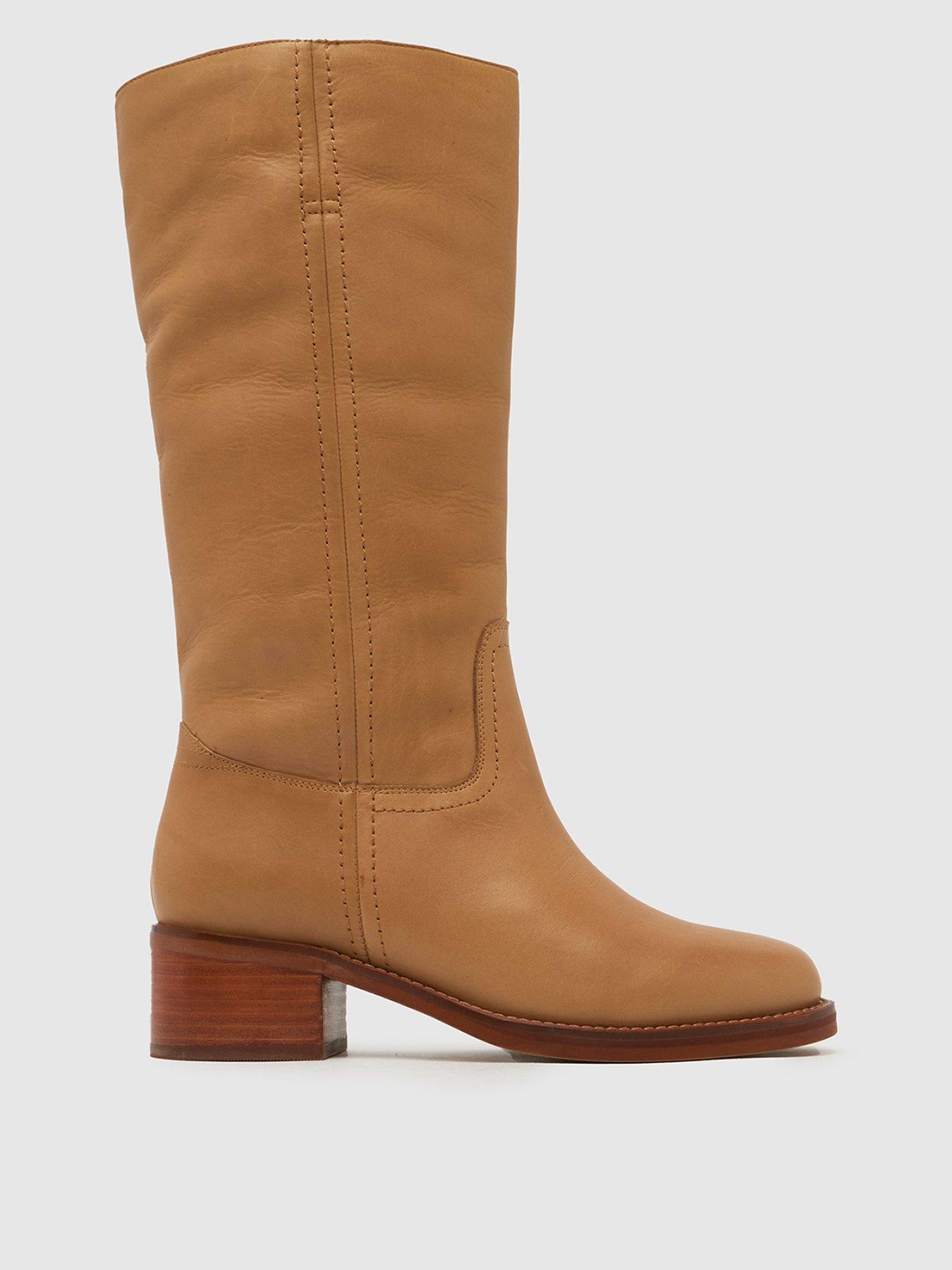undefined Damari Pull On Boots - Tan