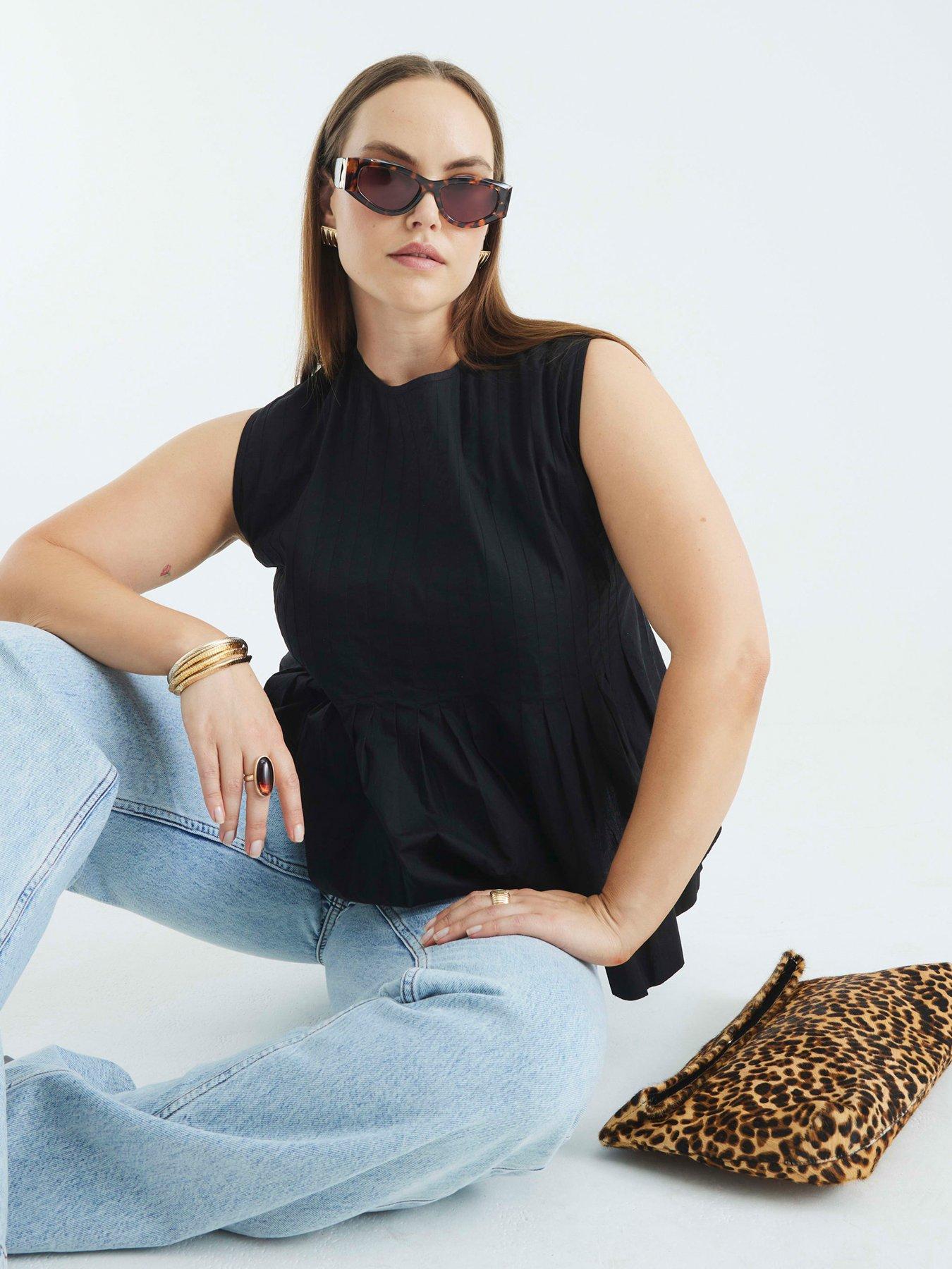Image 5 of 6 of River Island Poplin Shirred Top - Black