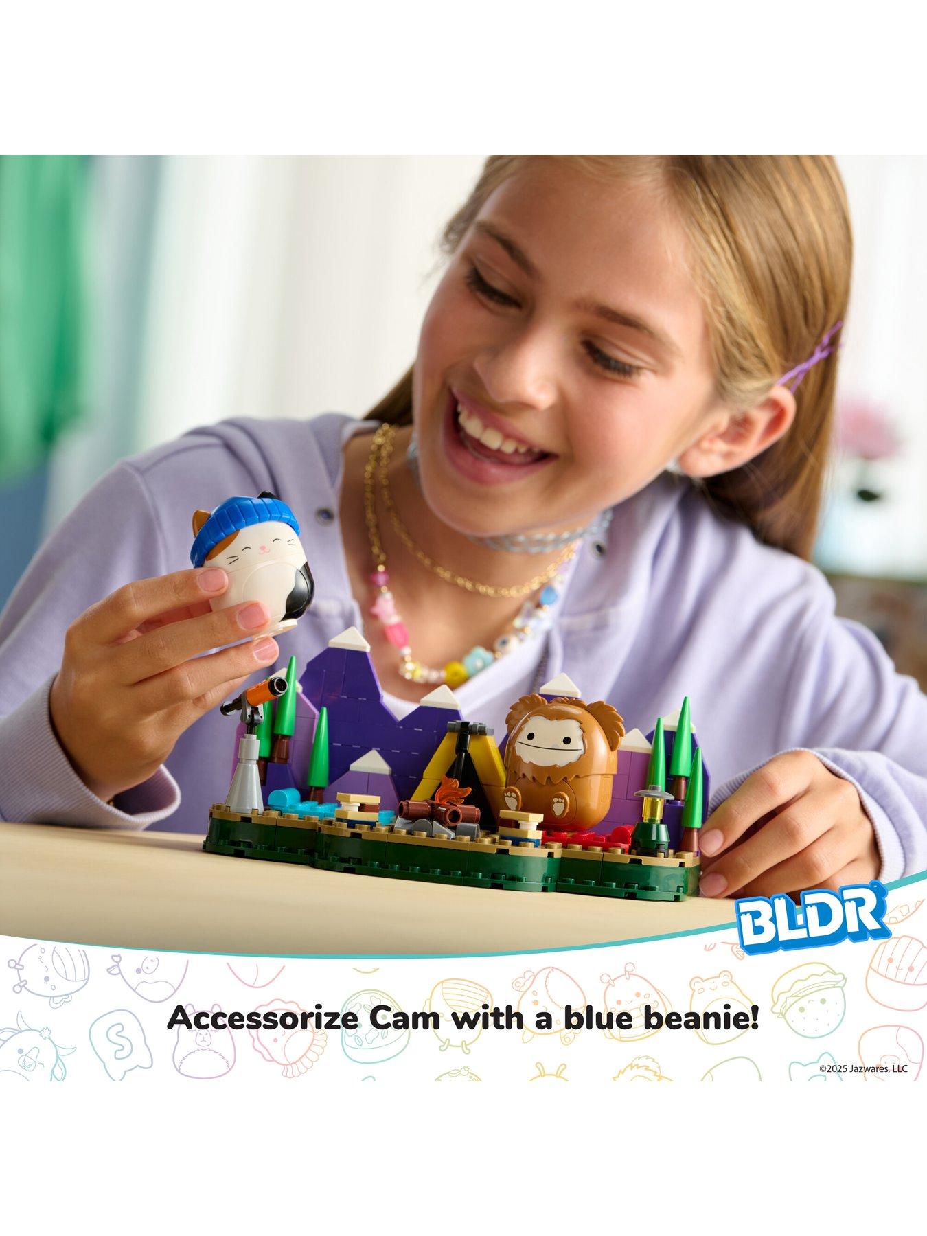 squishmallows-cns-squishmallows-building-set-medium-playset-amp-2_2-buildable-figures-squishmallows-campout-with-cam-and-benny-intloutfit