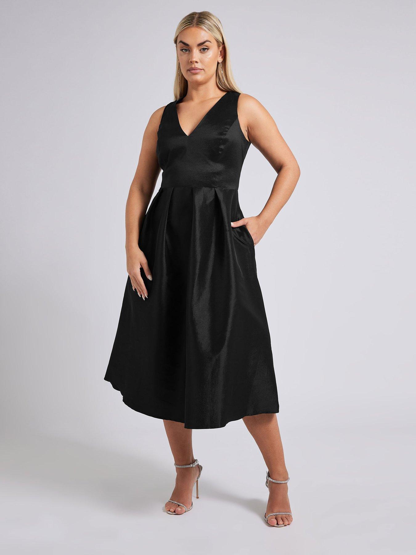 Image 4 of 4 of Yours V Neck Pleated Pocket Dress - Black