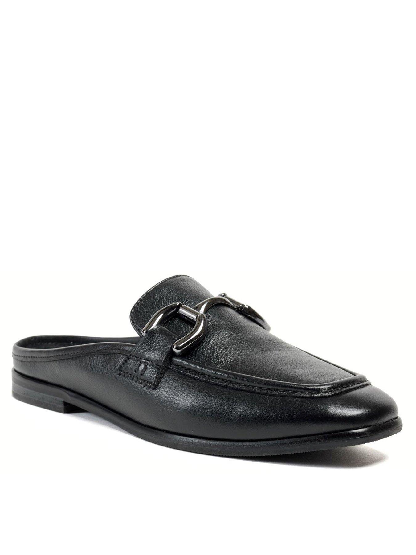 pod-mila-blackstillFront