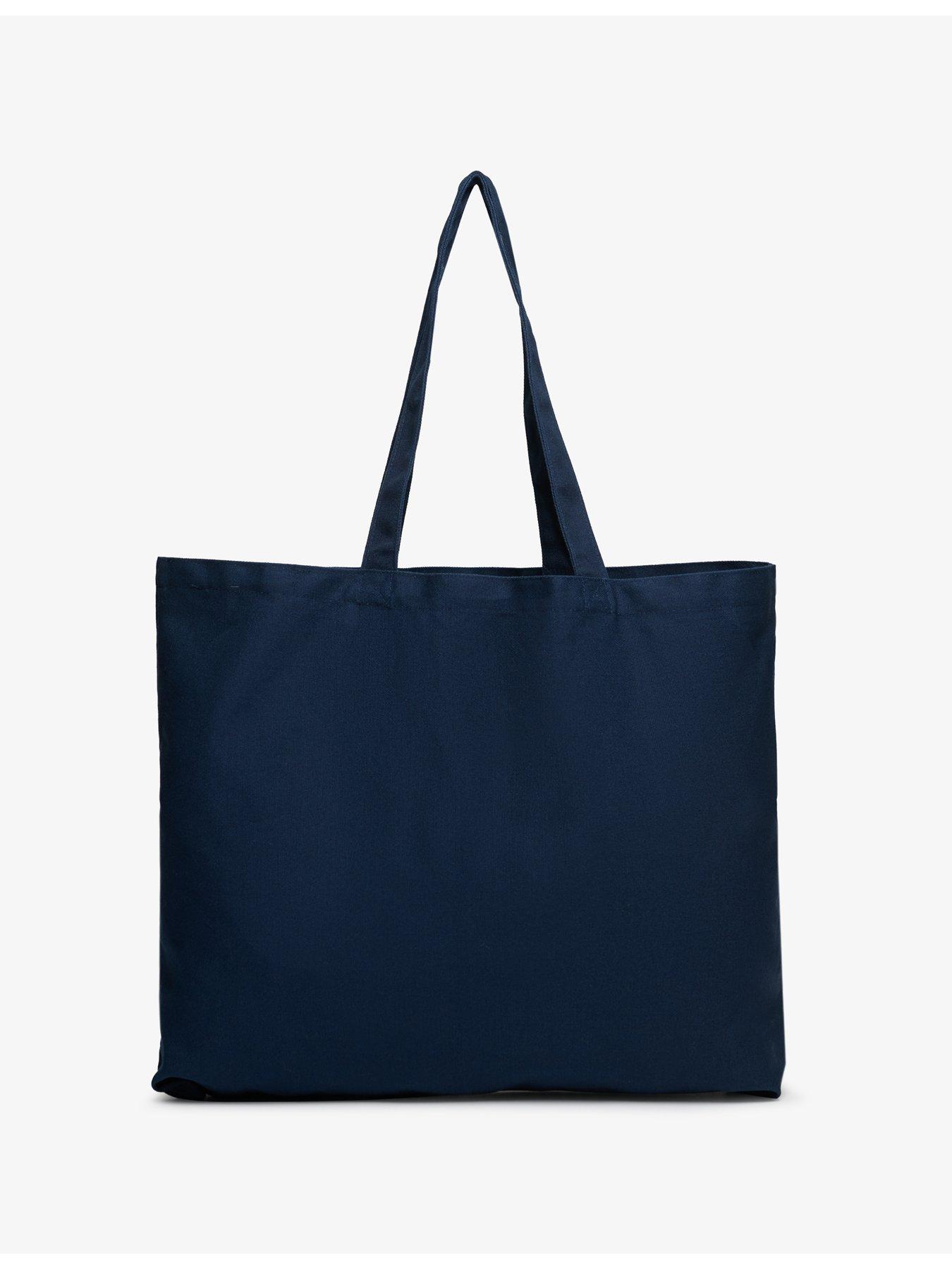 superdry-tote-bag-navyoutfit