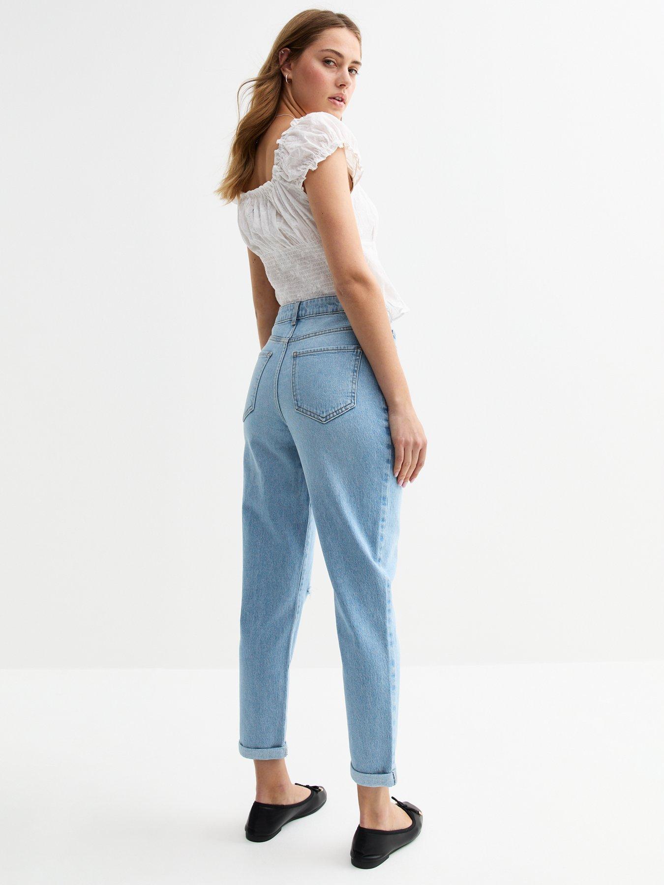 new-look-light-blue-tori-ripped-knee-cropped-jeansstillFront